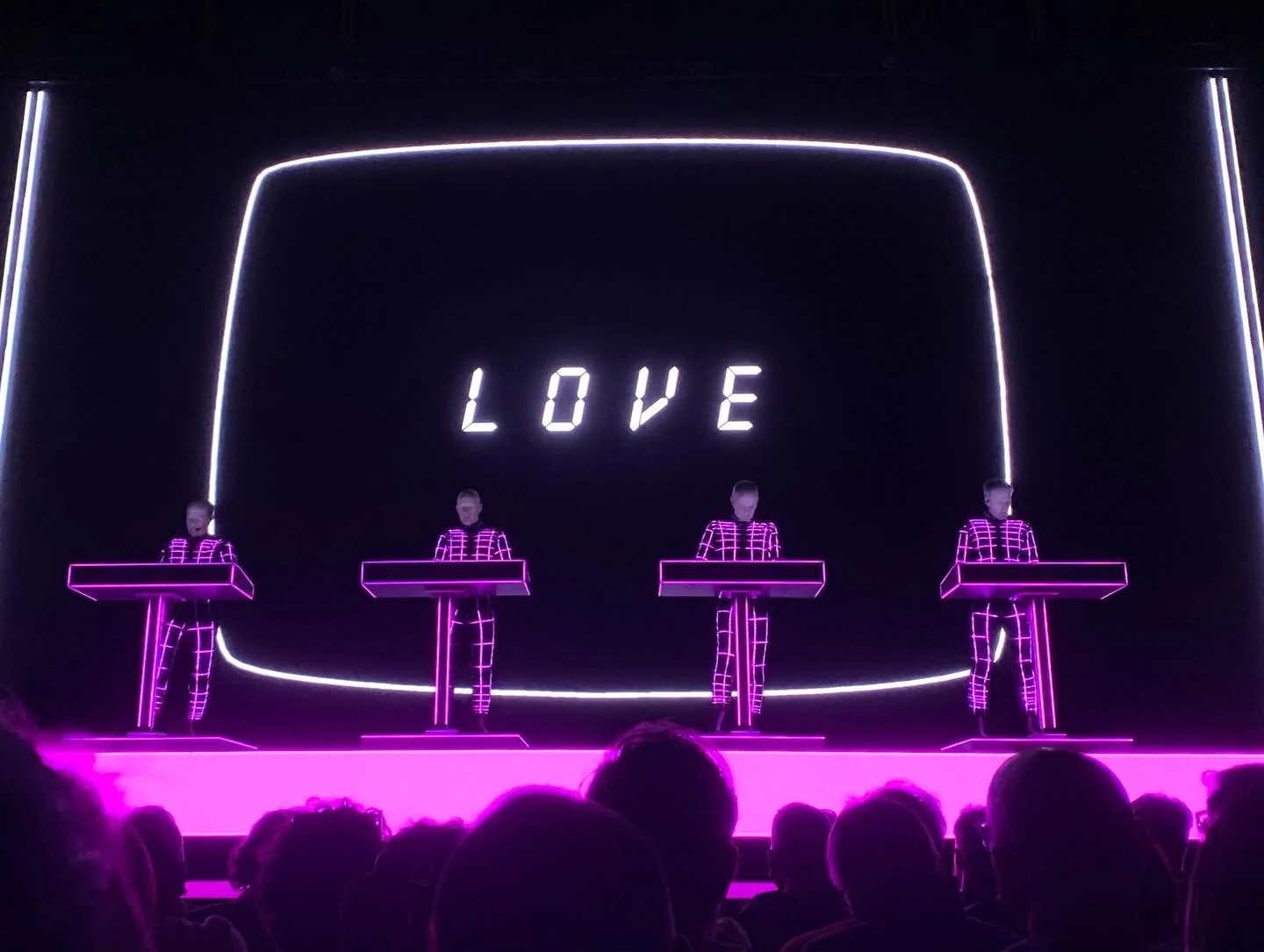 Feeling hugely grateful to have been a part of the communal joy of @kraftwerkofficial at the @royalalberthall last night. For music so precise and machine tooled on the original records, it was two hours full of heart-lifting humanity. An awe inspiri