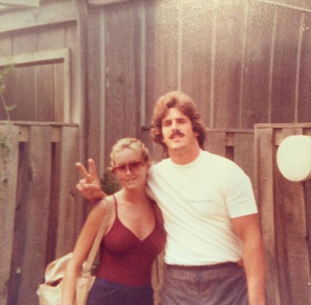 #untiltomorrow 
Dan and I somewhere around 1978 ... peace ✌🏻 #quarantinelife Pinehurst, NC
Photo cred: @tljessup