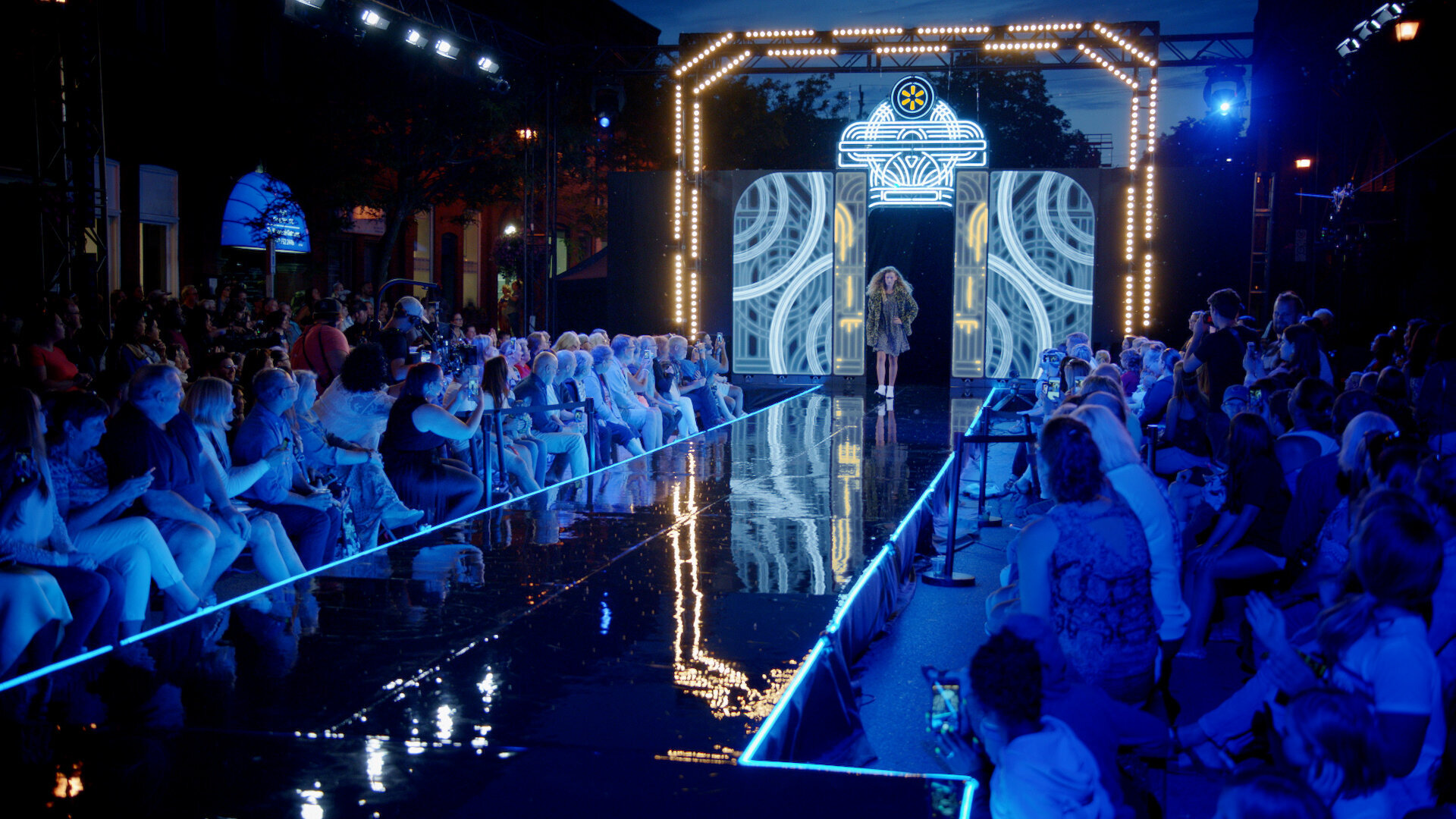 Walmart - Paris Fashion Show