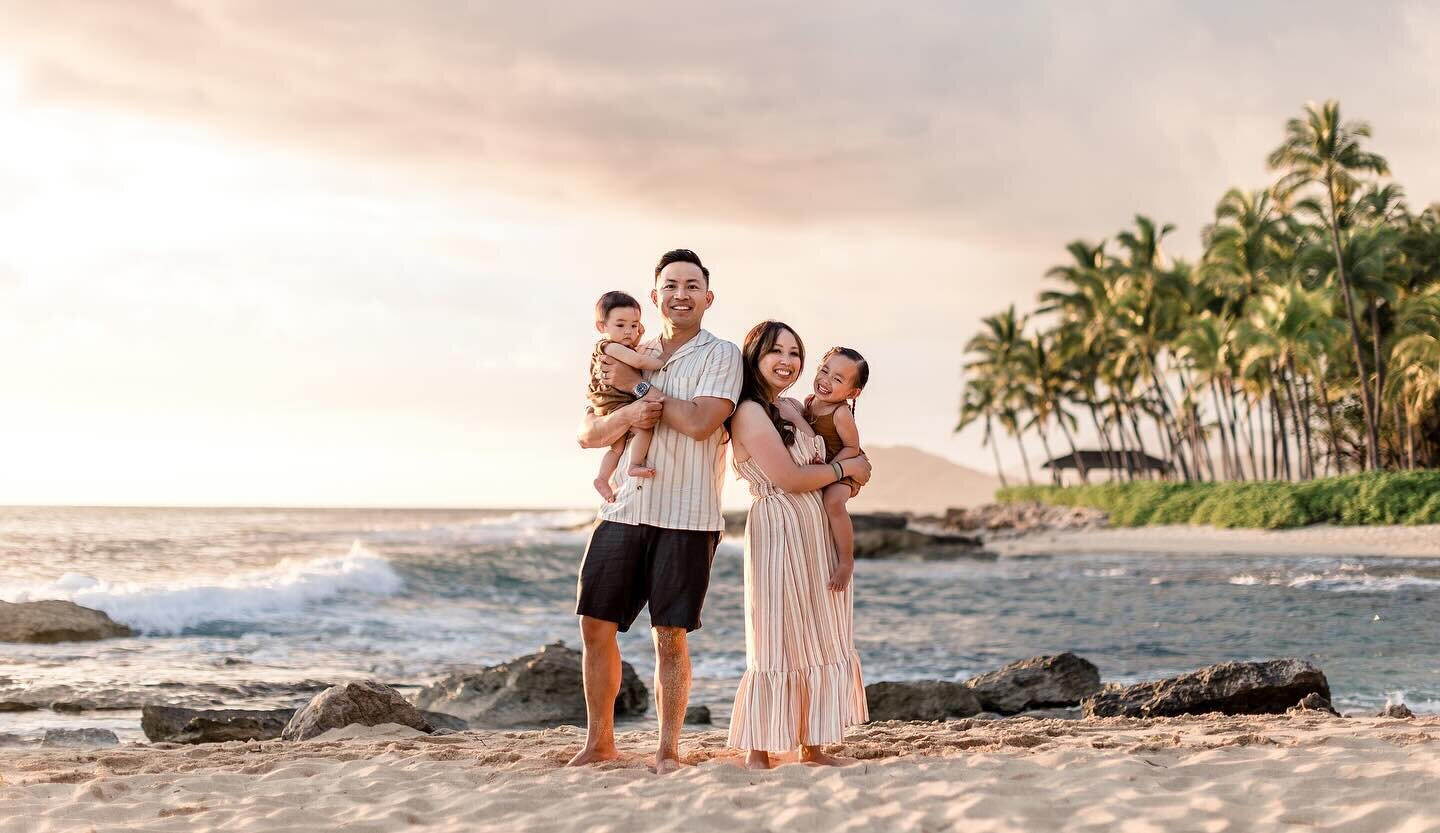 💕Santa Maria&rsquo;s💕
Mahaloz for looking guys!
.
..
#hawaiifamilyphotographer 
#hawaiifamilyphotography 
#familyphotographer
#mikephamphotography