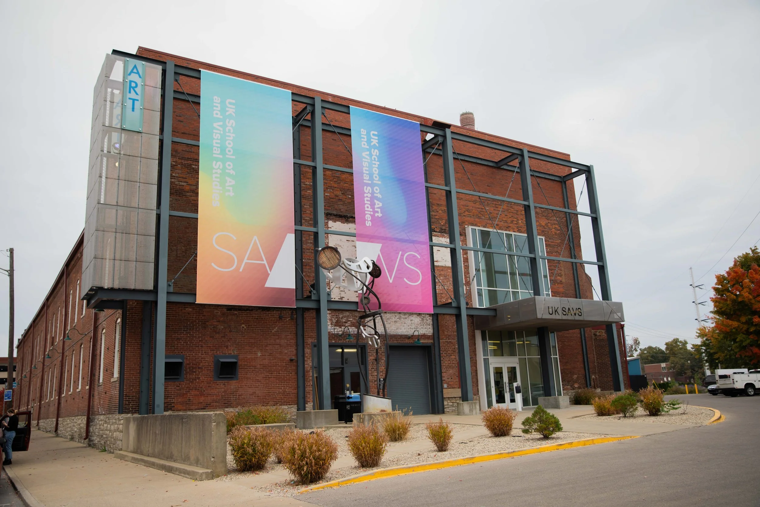 Exterior Fine Arts Buildings Fall 2022-0666.jpg