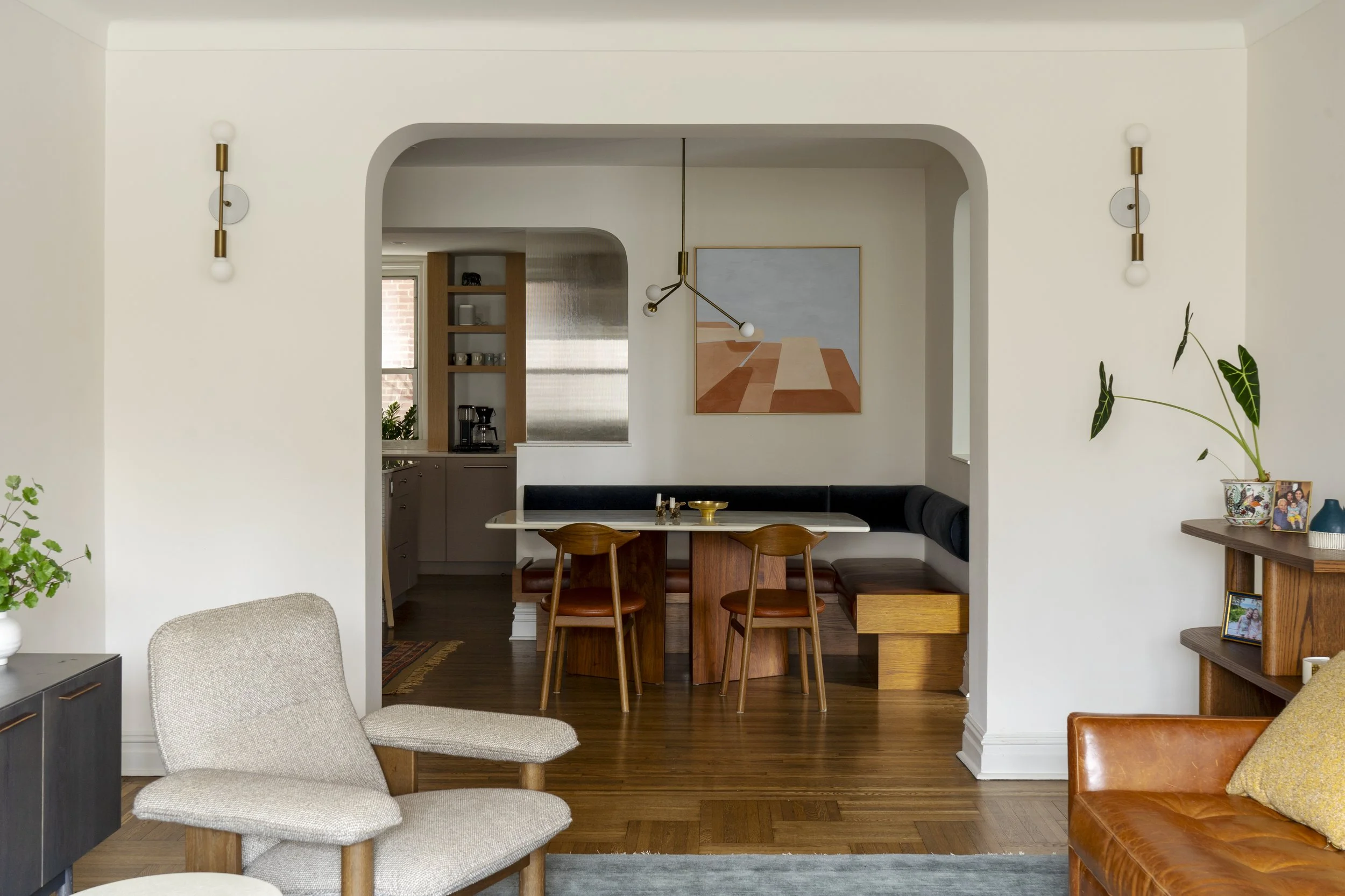 08_View into Dining Room from Living Room.jpg