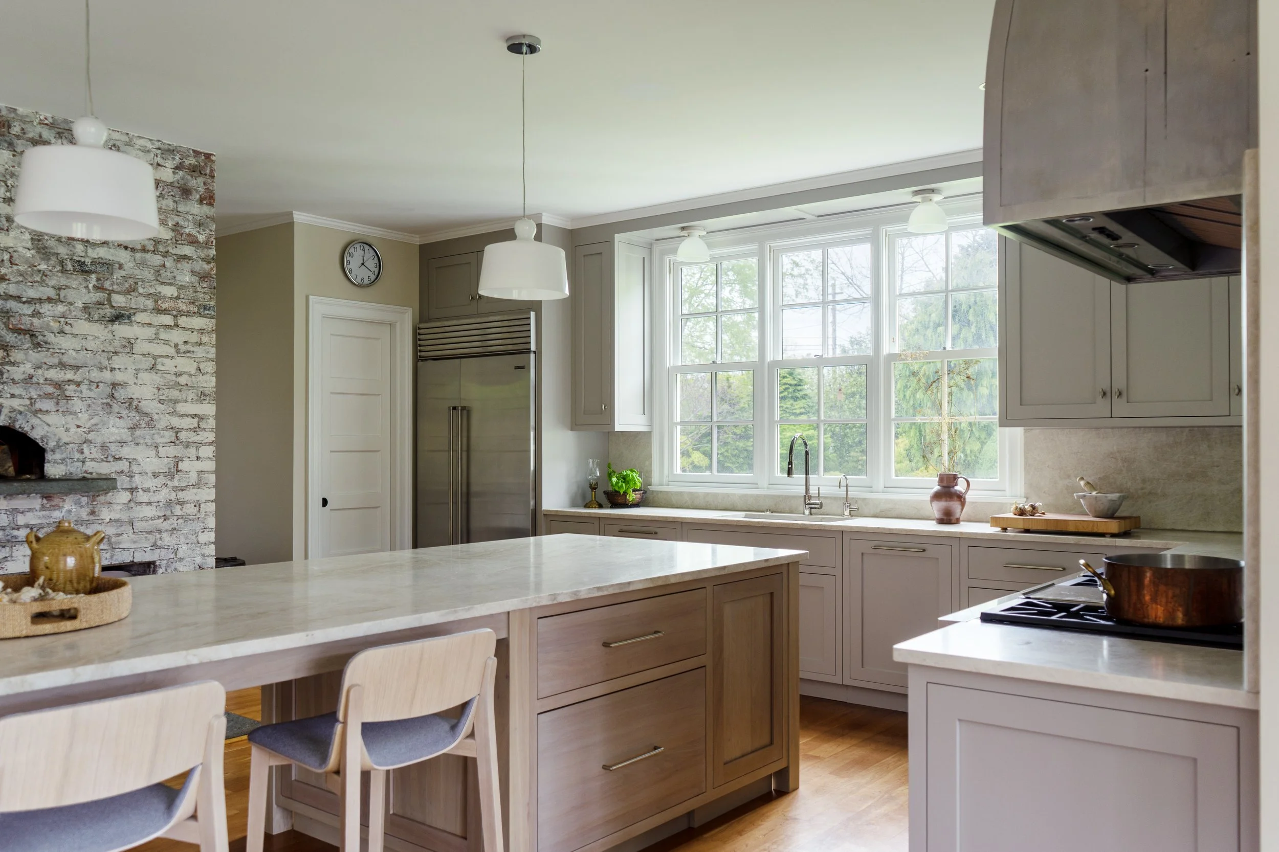 03_Kitchen Looking NW_DSC00799.jpg