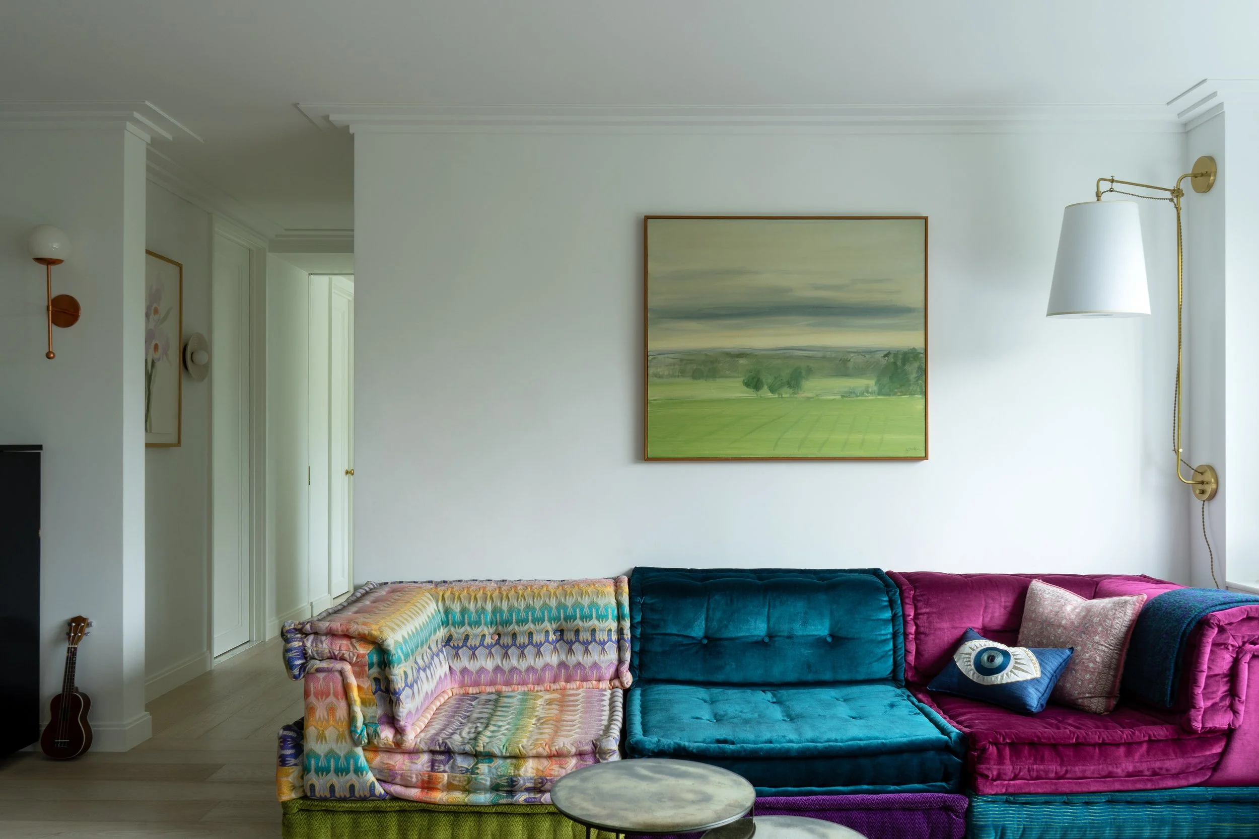 02_View of Sofa_DSC00549.jpg