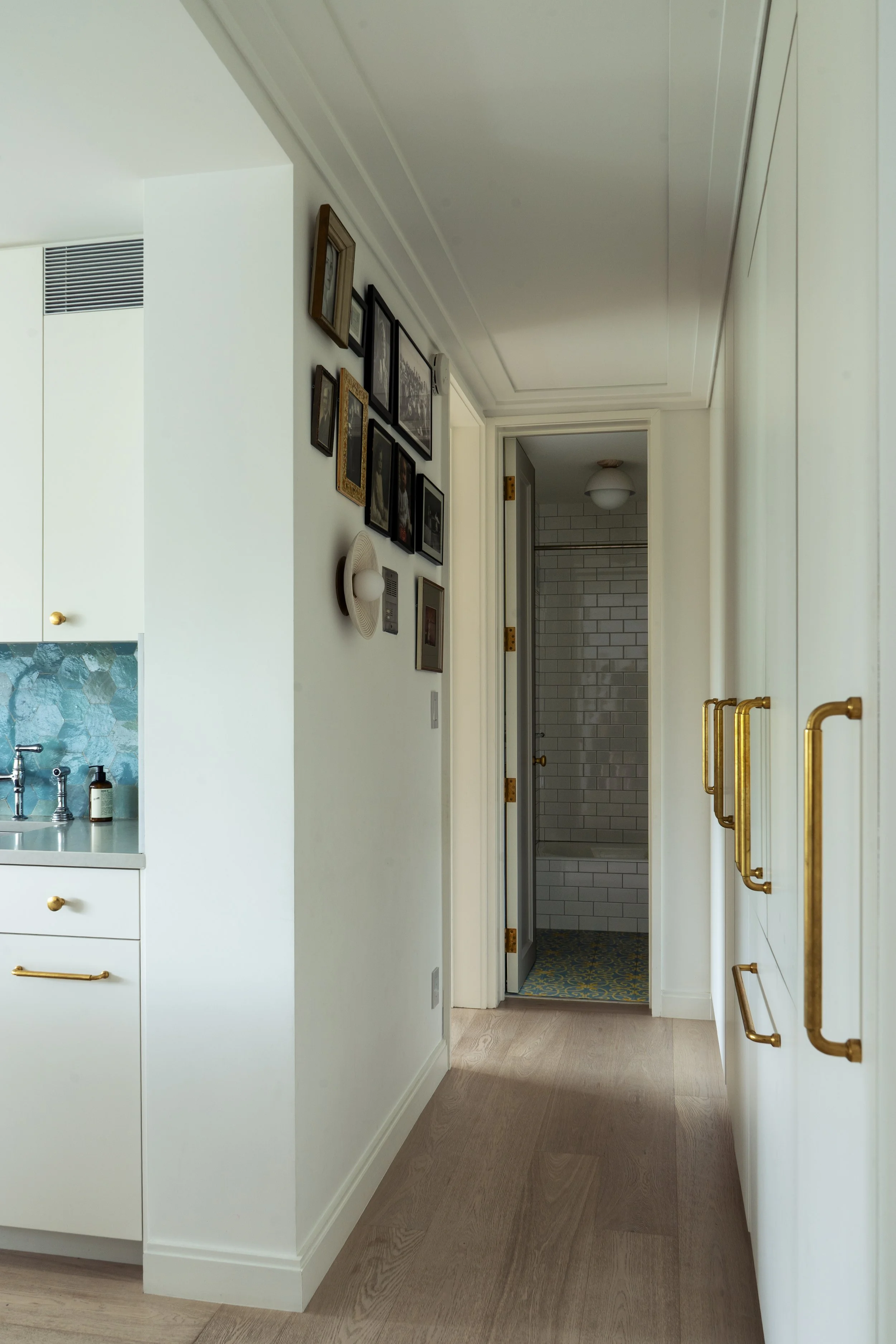 06_View toward Junior Bath_DSC00557.jpg