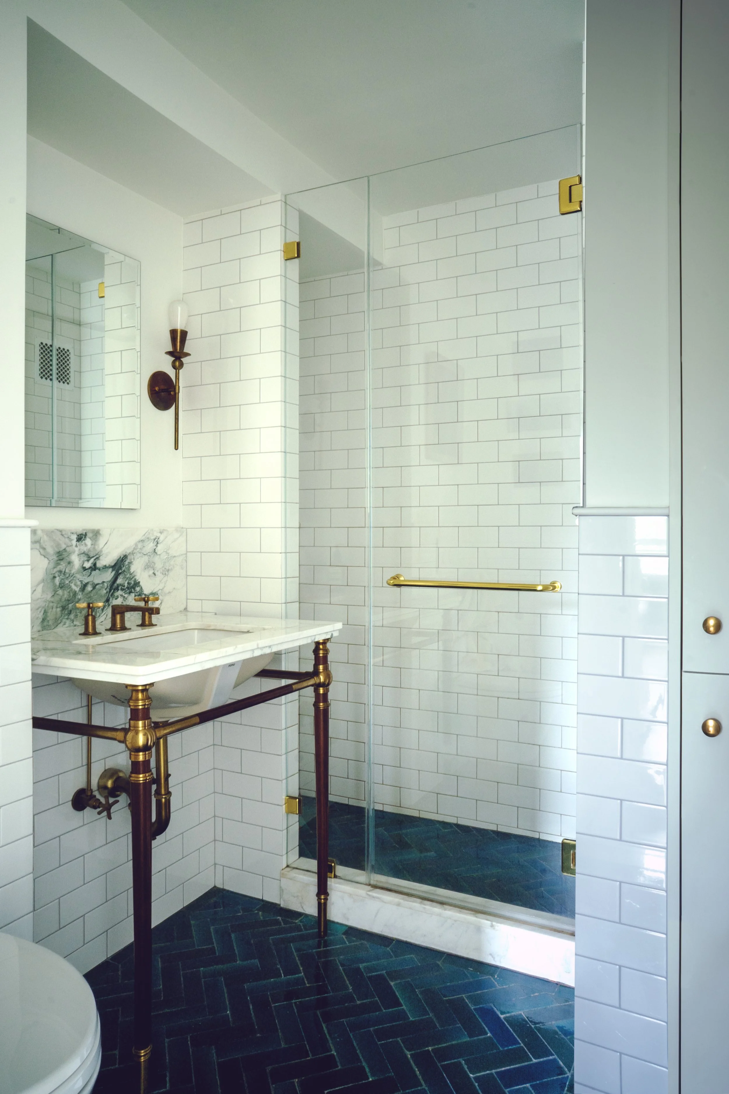 16_Primary Bath_DSC01107.jpg