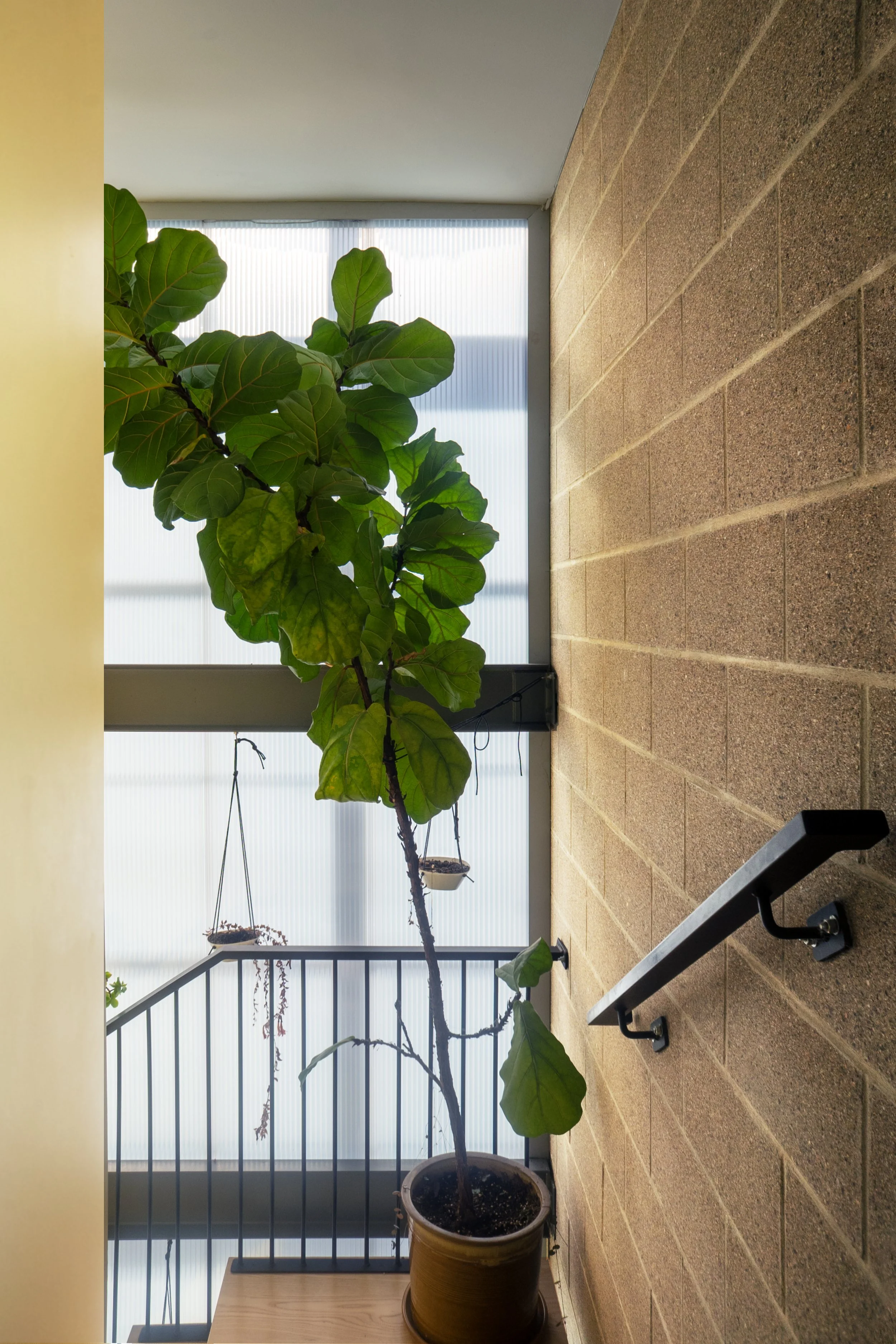 14_Stair Top_DSC00823.jpg