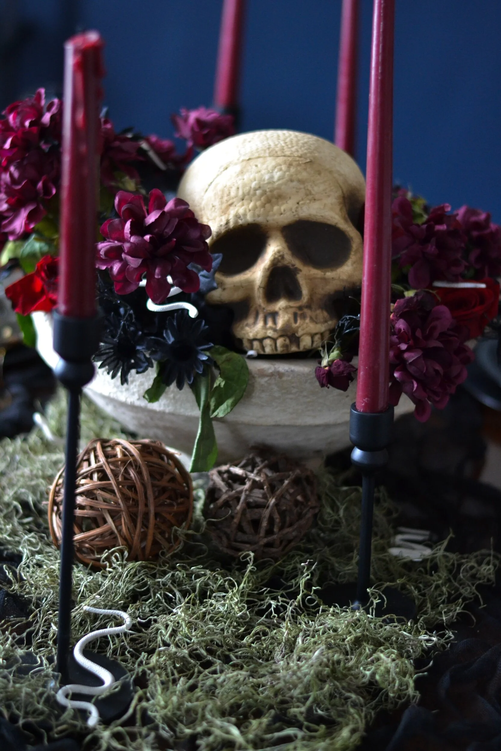 An Eerie, Yet Beautiful DIY Halloween Design