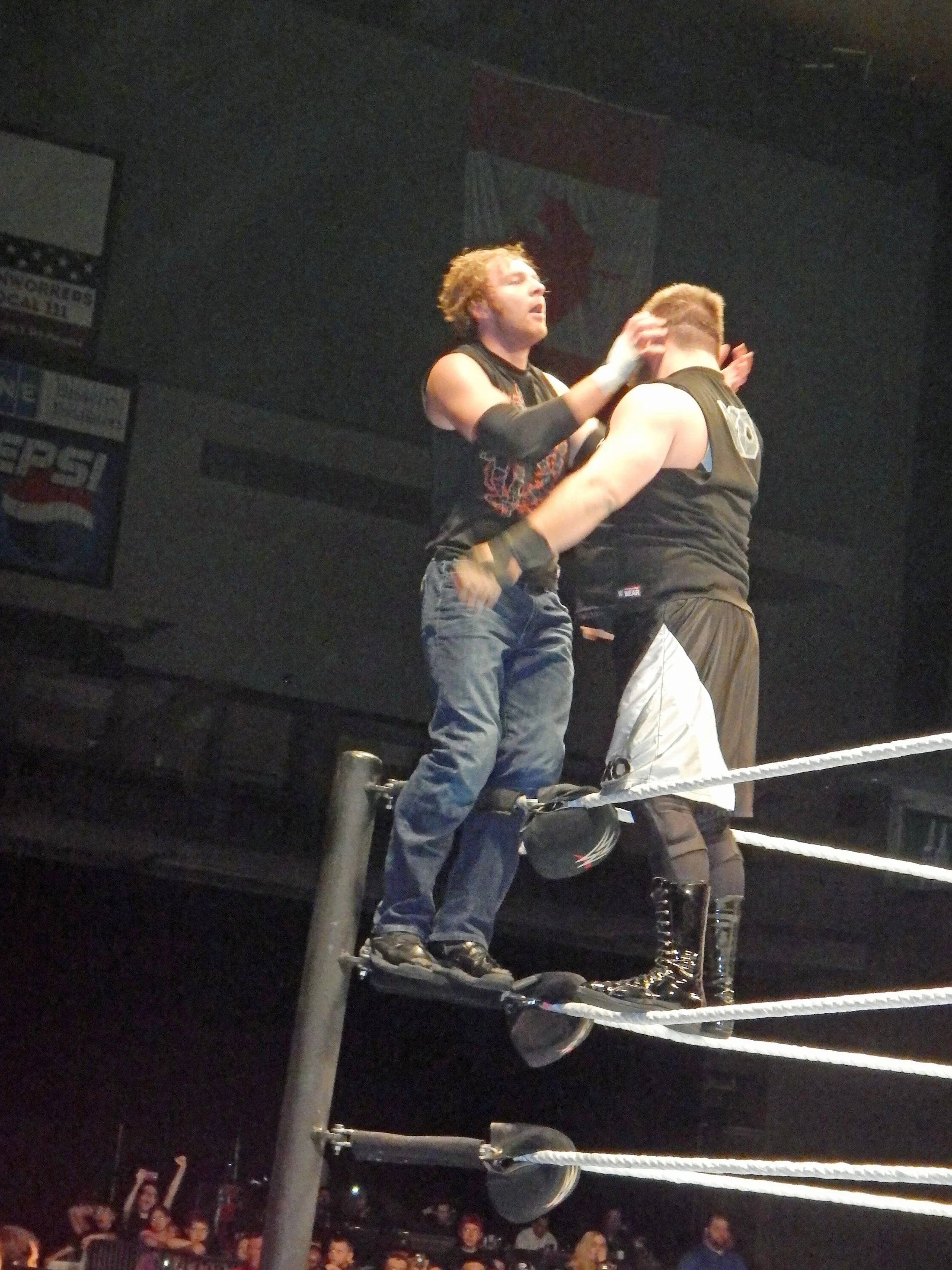 Around the Ring: The Lunatic is back