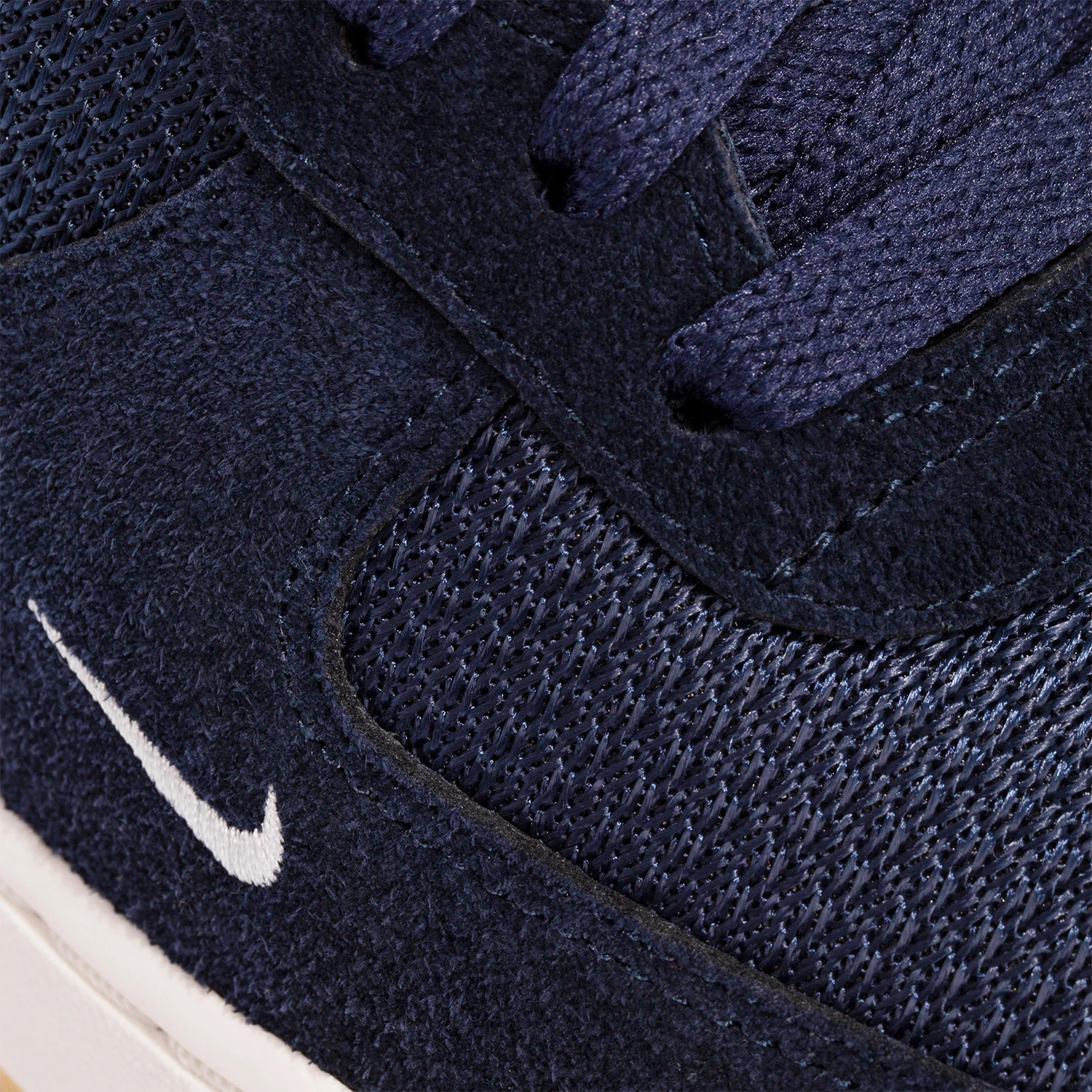 Aime_Nike_2017_07.jpg