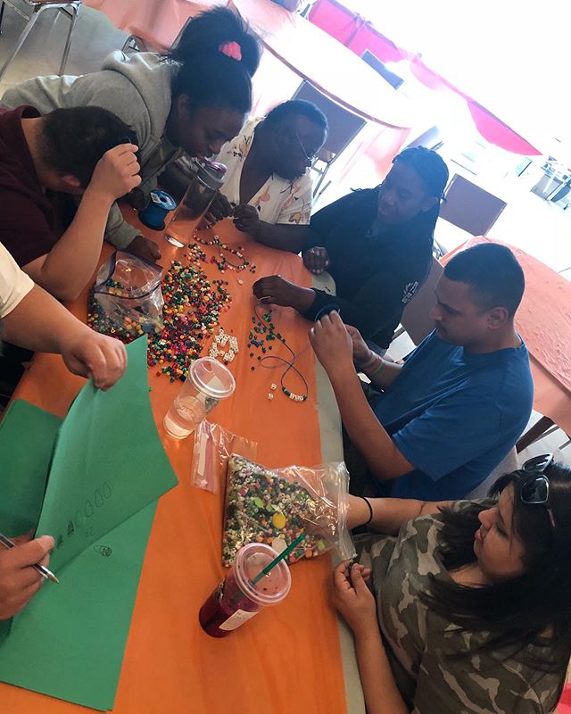 Making bead bracelets and necklaces! #beads #fun #friends #clubASPIRE #PASADENA