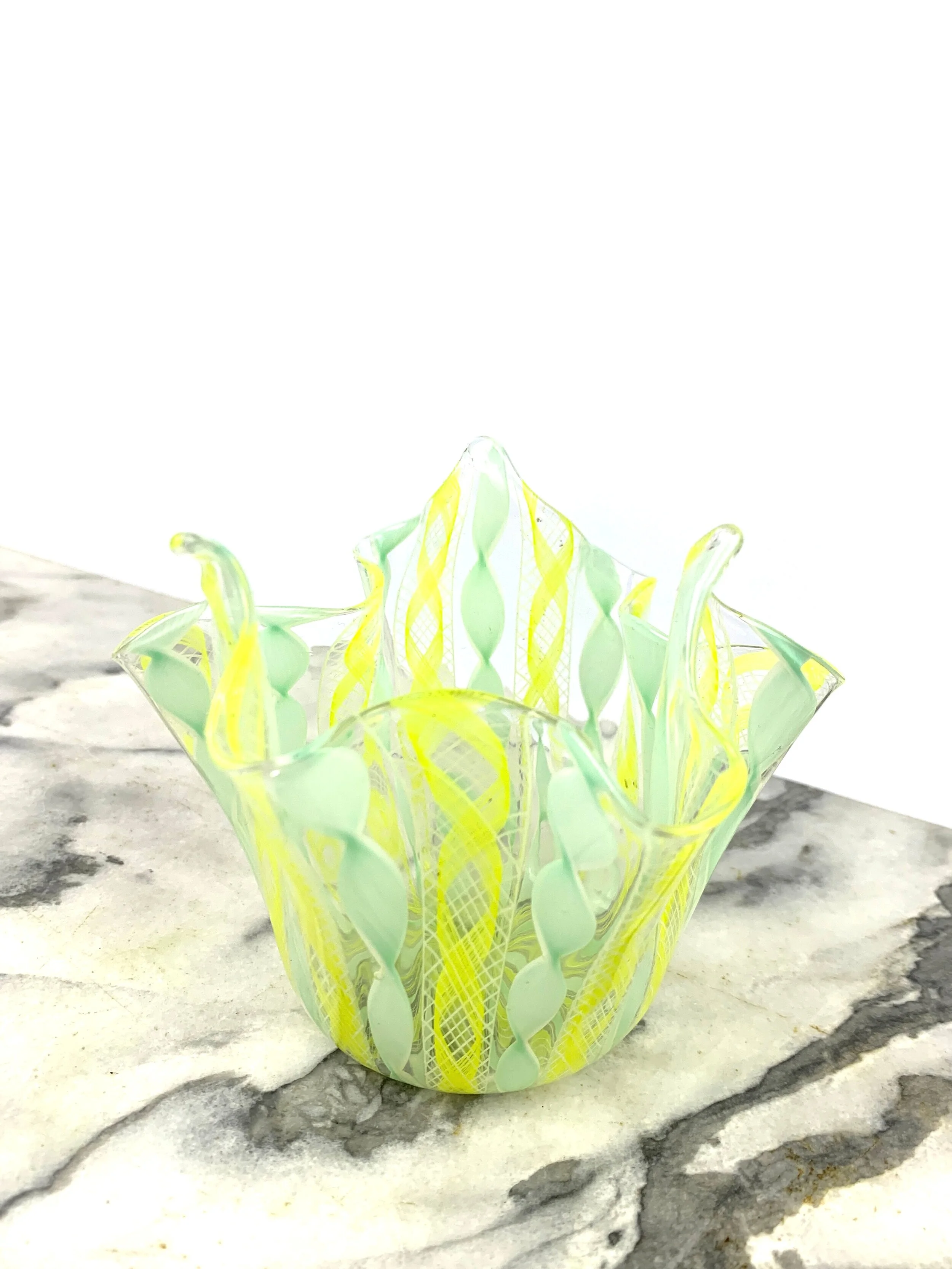 Vintage Murano Art Glass Handkerchief Fazzoletto Vase display picture 1