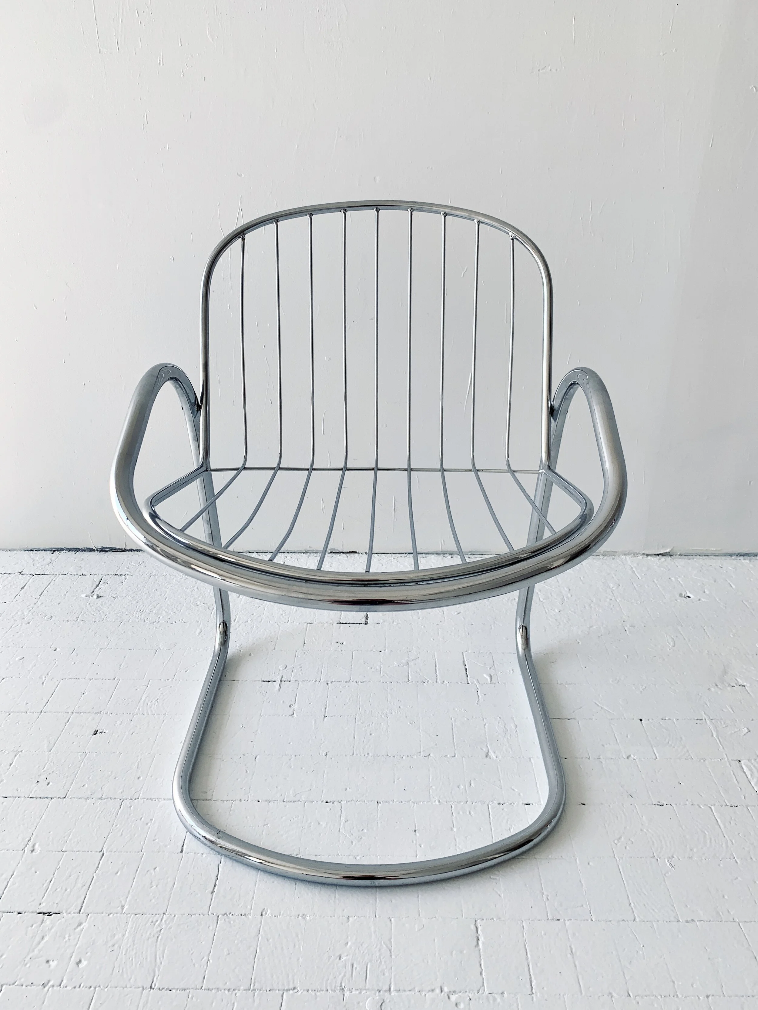 8699934E-6E5D-4B29-891F-88D8749223C5