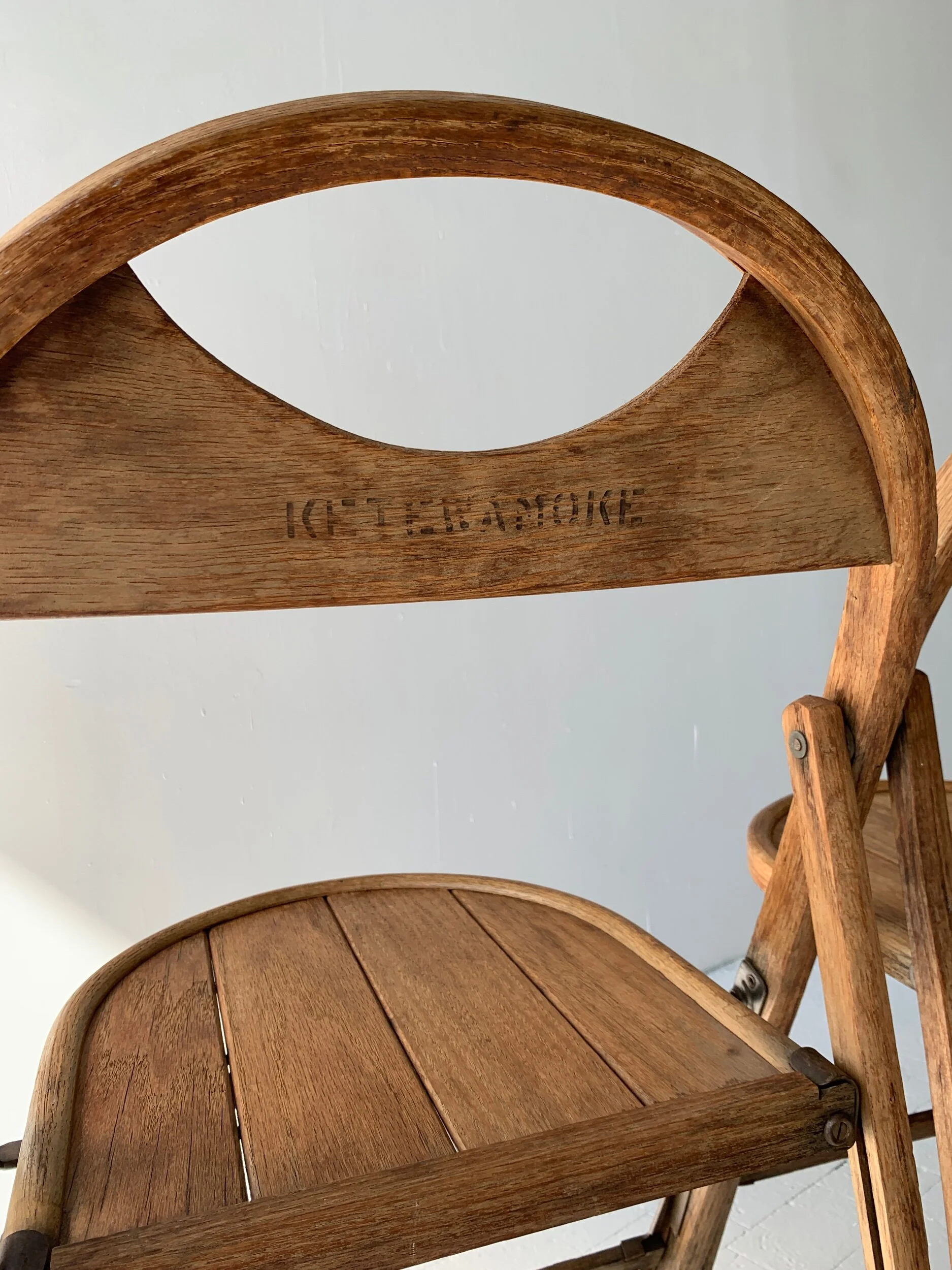 E6DFE353-0D57-492F-8E43-5C8DFA7B7564