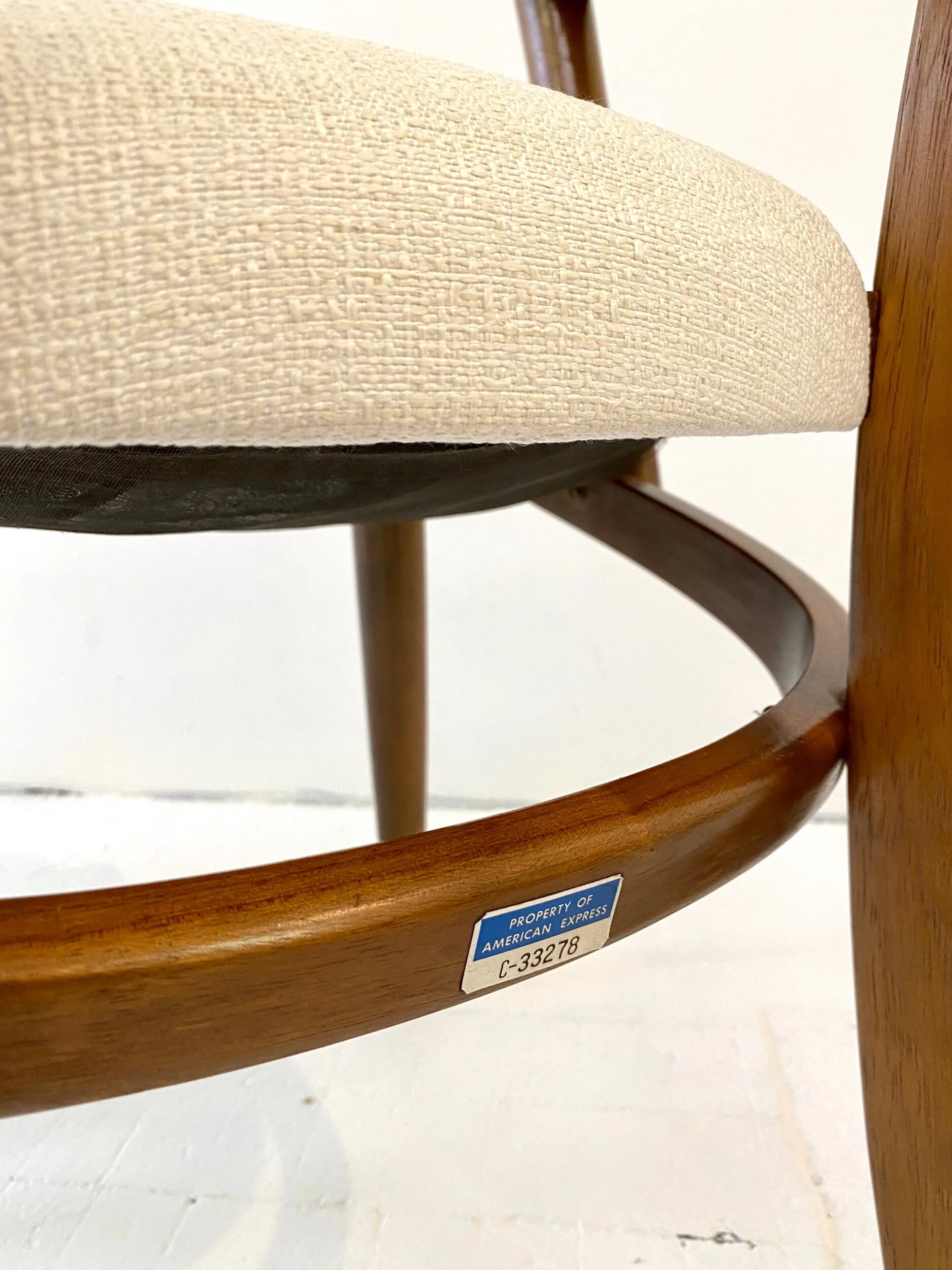 E2F417CE-79FD-4560-B94C-8CD0871003B0