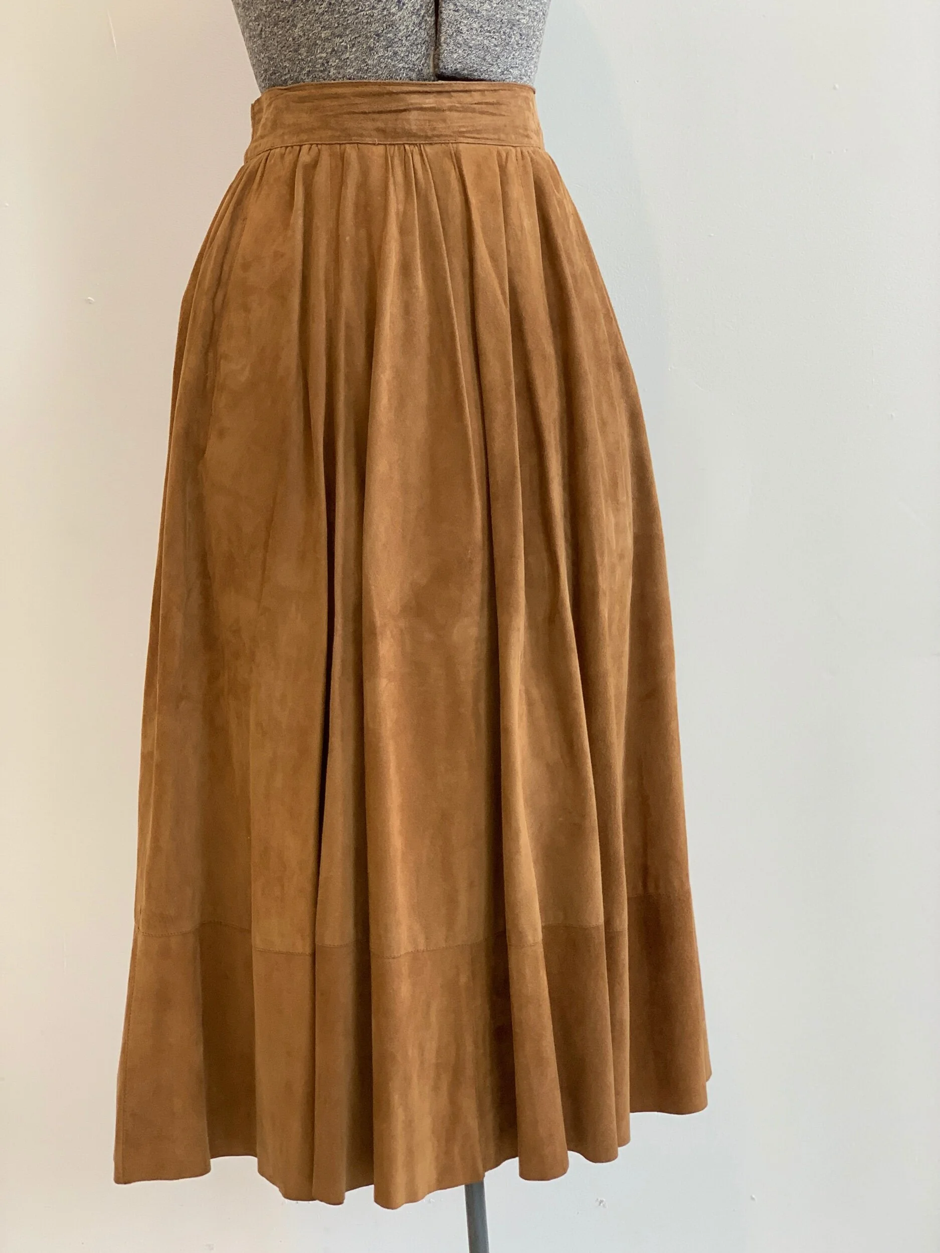 F2AF61E0-E669-400B-8EC7-4D457CCC1B79