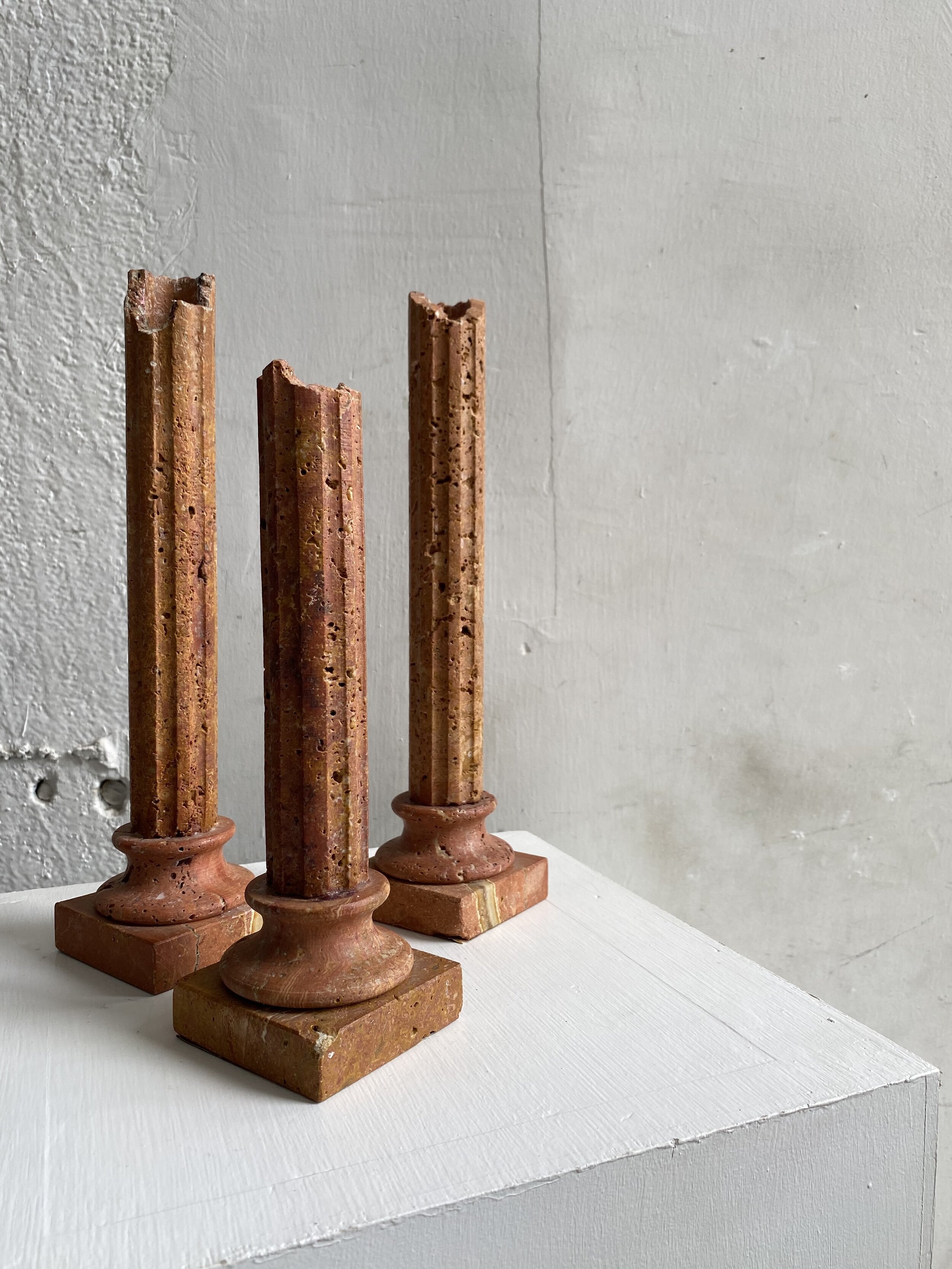 Vintage Set of 3 Pink Travertine Italian Architectural Column Candlesticks, Circa 1970s