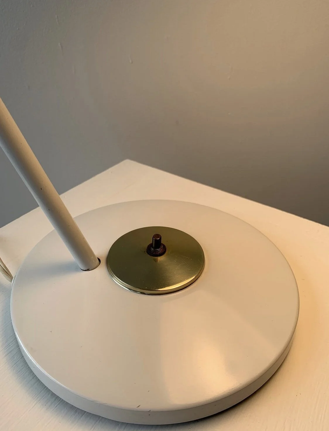 Vintage Mid-Century White Metal Desk Lamp by Bill Scarlett