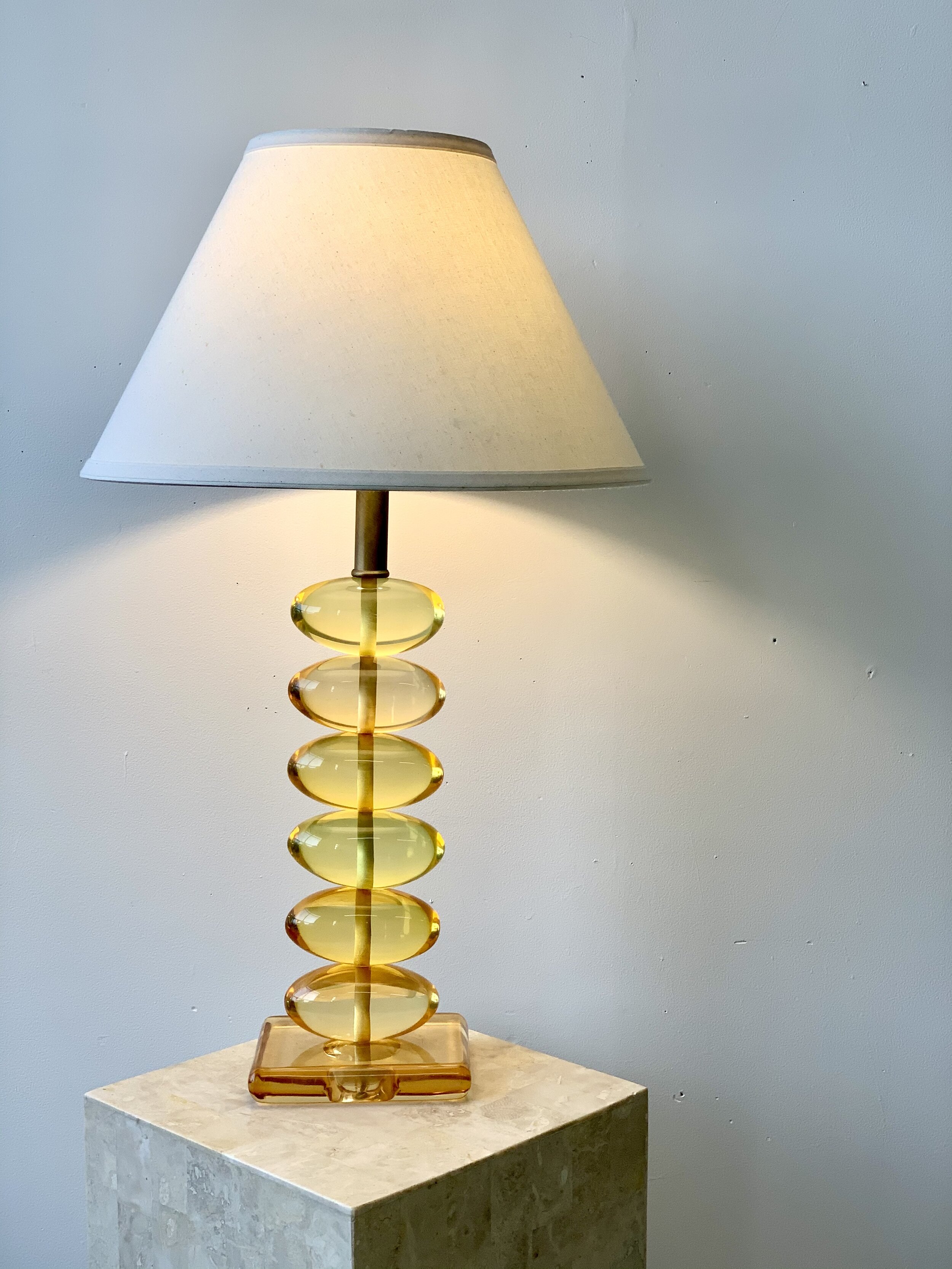 Vintage Lemon Lucite Stacked Ovid Table, Vintage Stacked Lucite Table Lamps