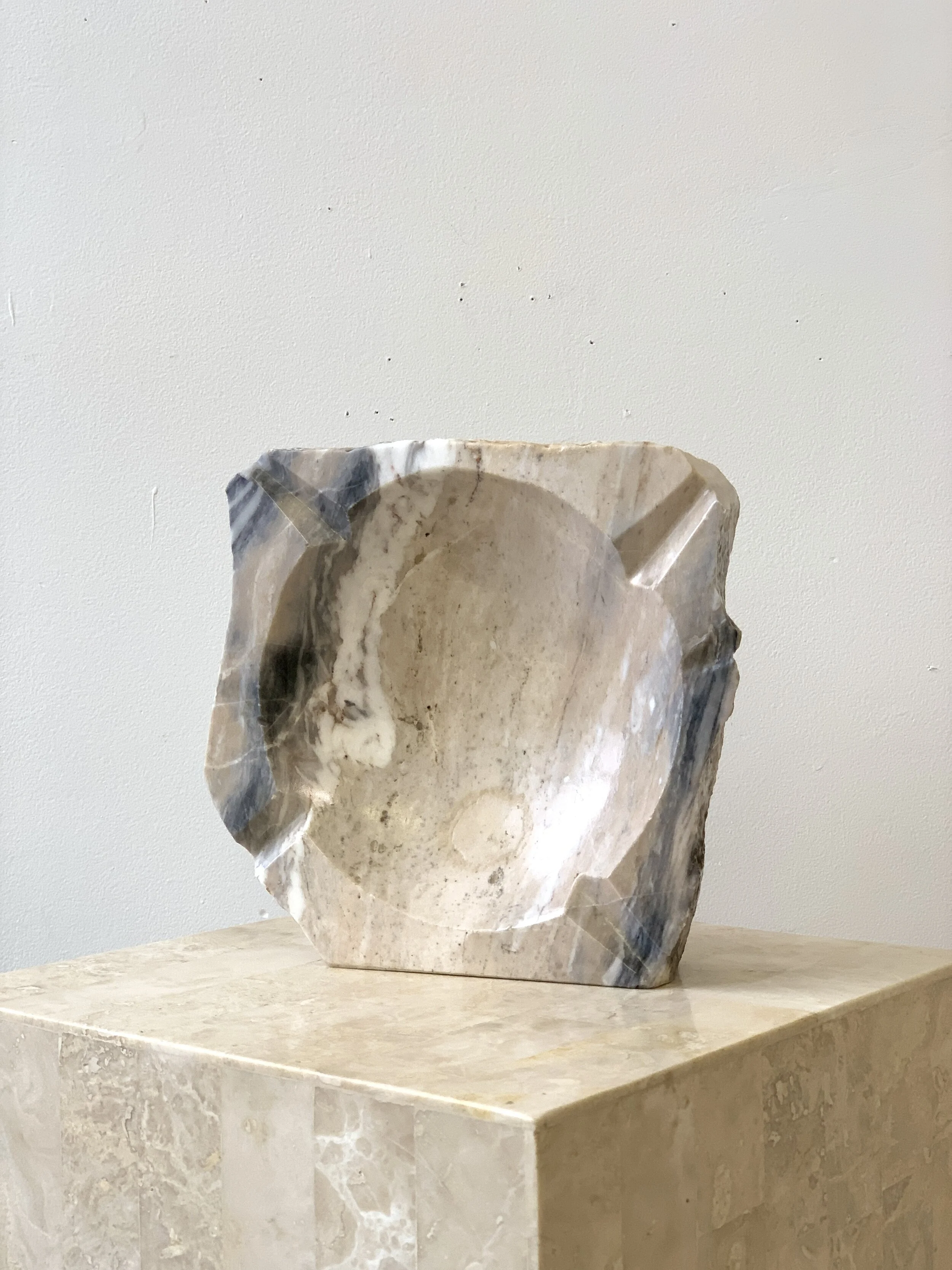 Vintage Large Scale Veined Marble Ashtray, circa 1950s