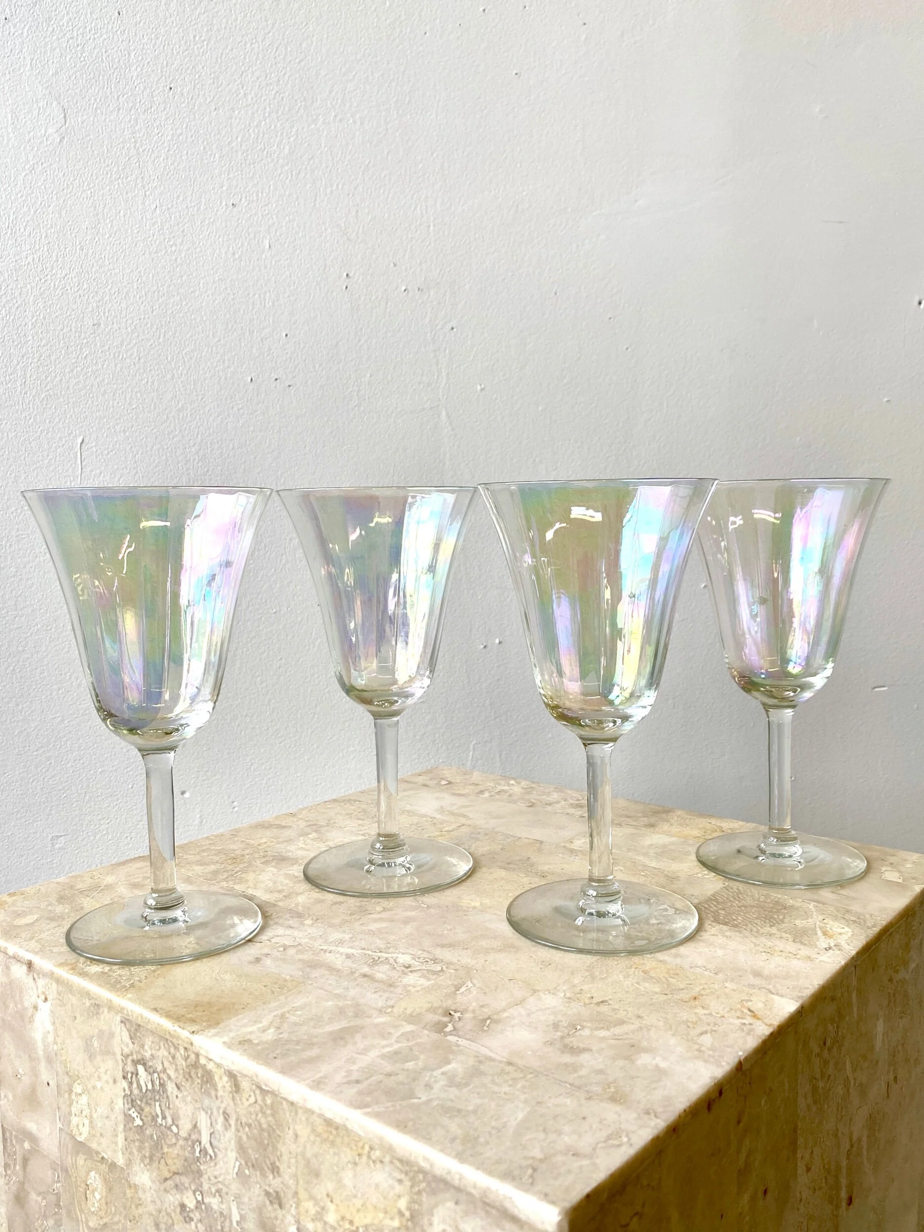 F0AAA98D-4E58-42AA-8777-AFD7B14456B2