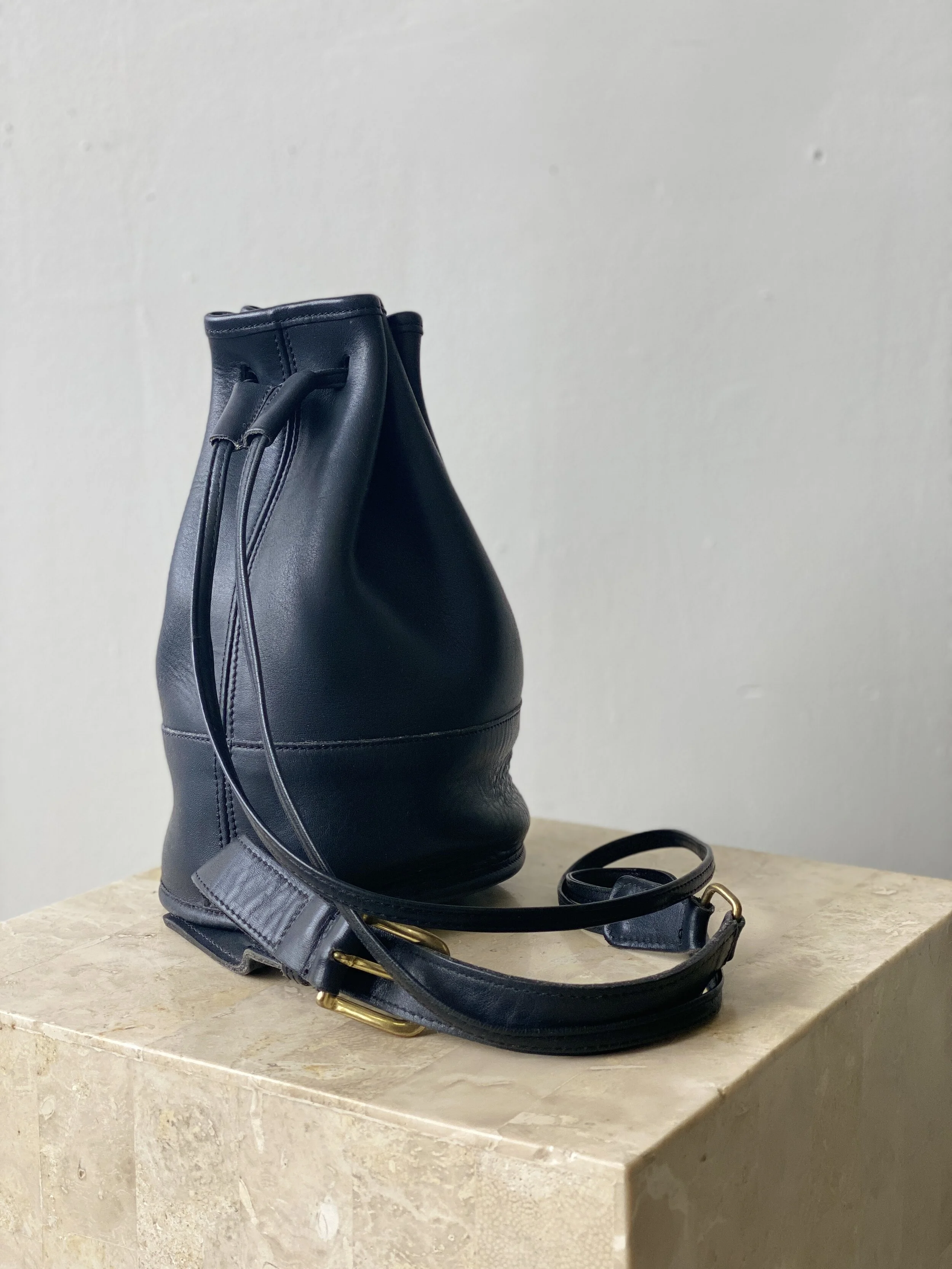 Vintage Coach Small Bixby Sling Bag — portmanteau new york