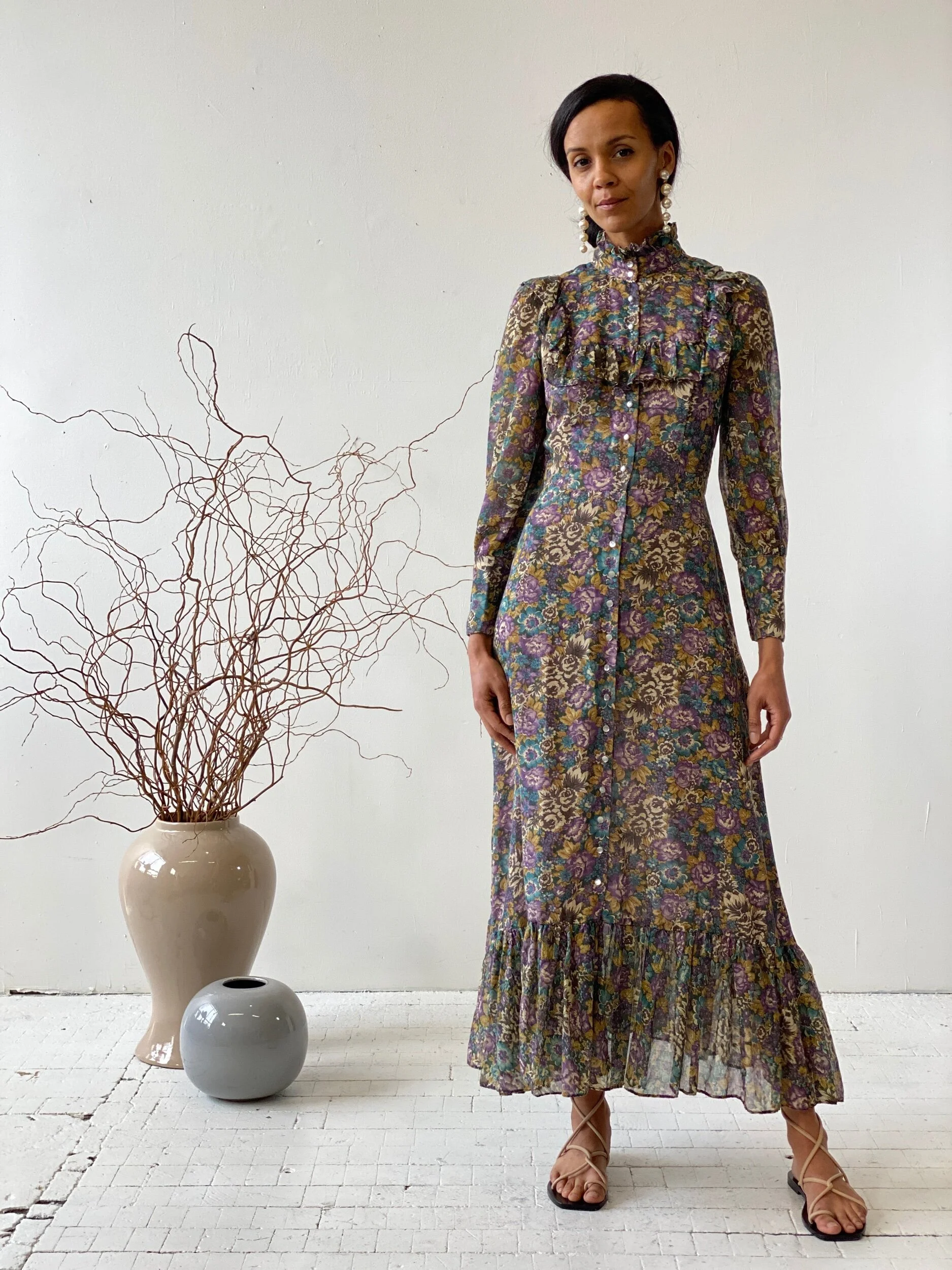 Vintage Floral Print Cottage Core Prairie Dress Circa 1970s portmanteau new york