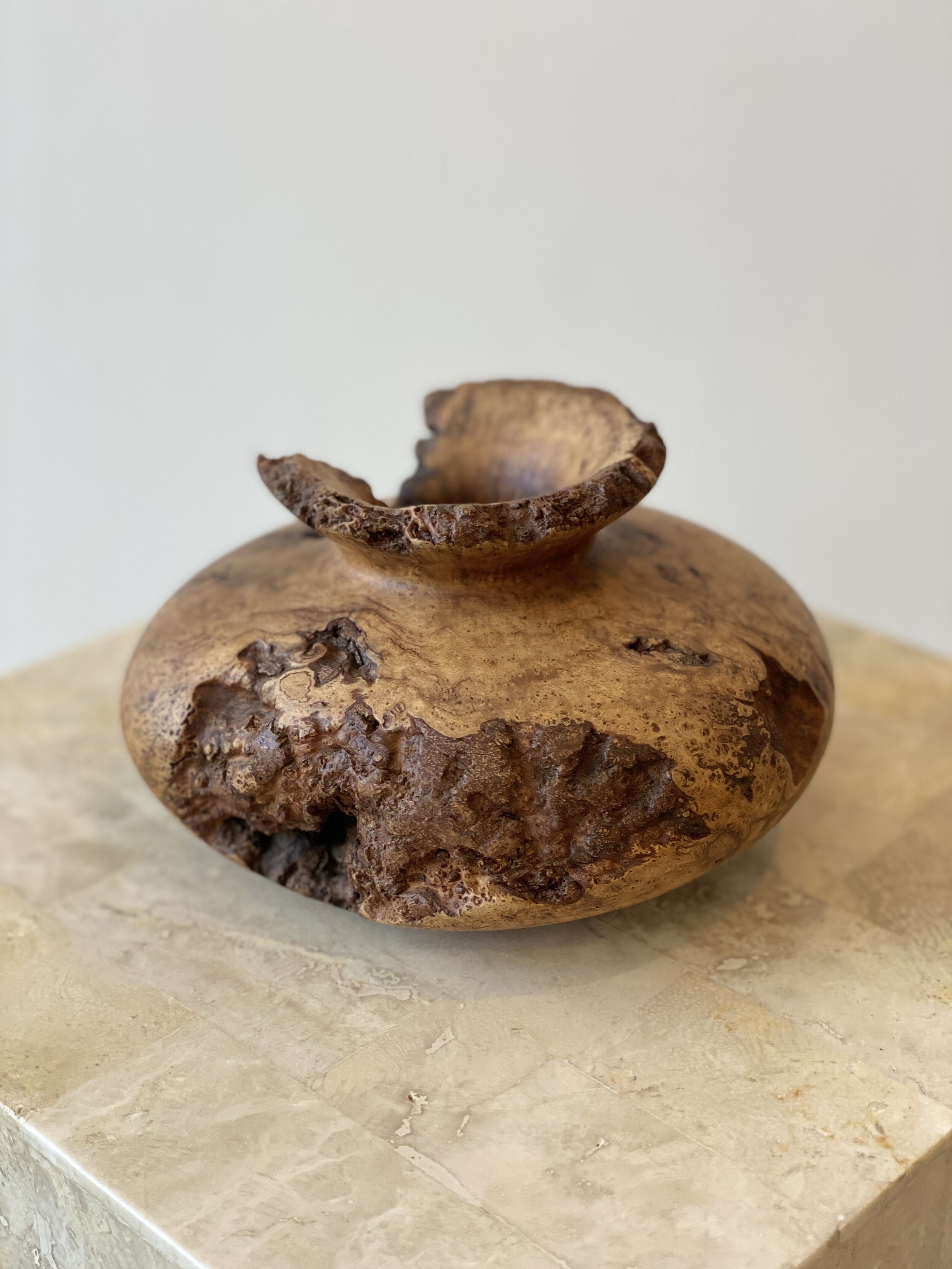 Burlwood Brutalist Hand Turned彫刻Art Vase Burlwood Brutalist Hand 