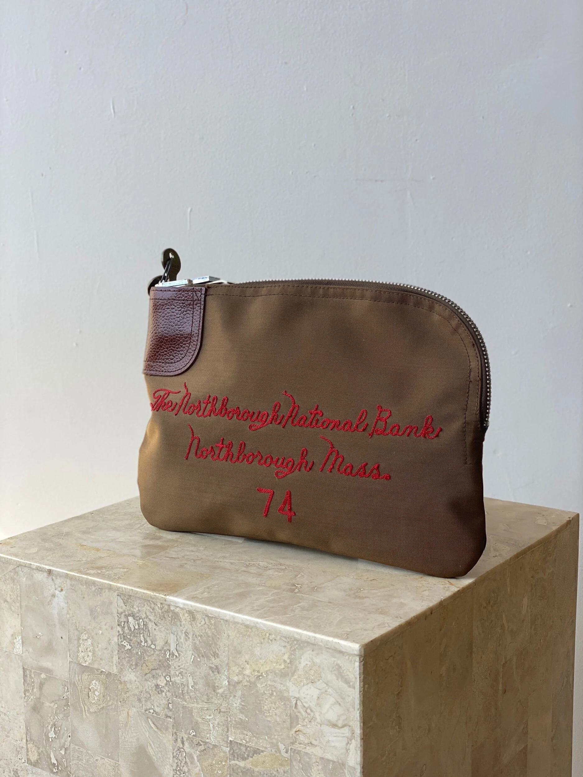 F020FAA0-D242-4877-A512-3F58F61D075B