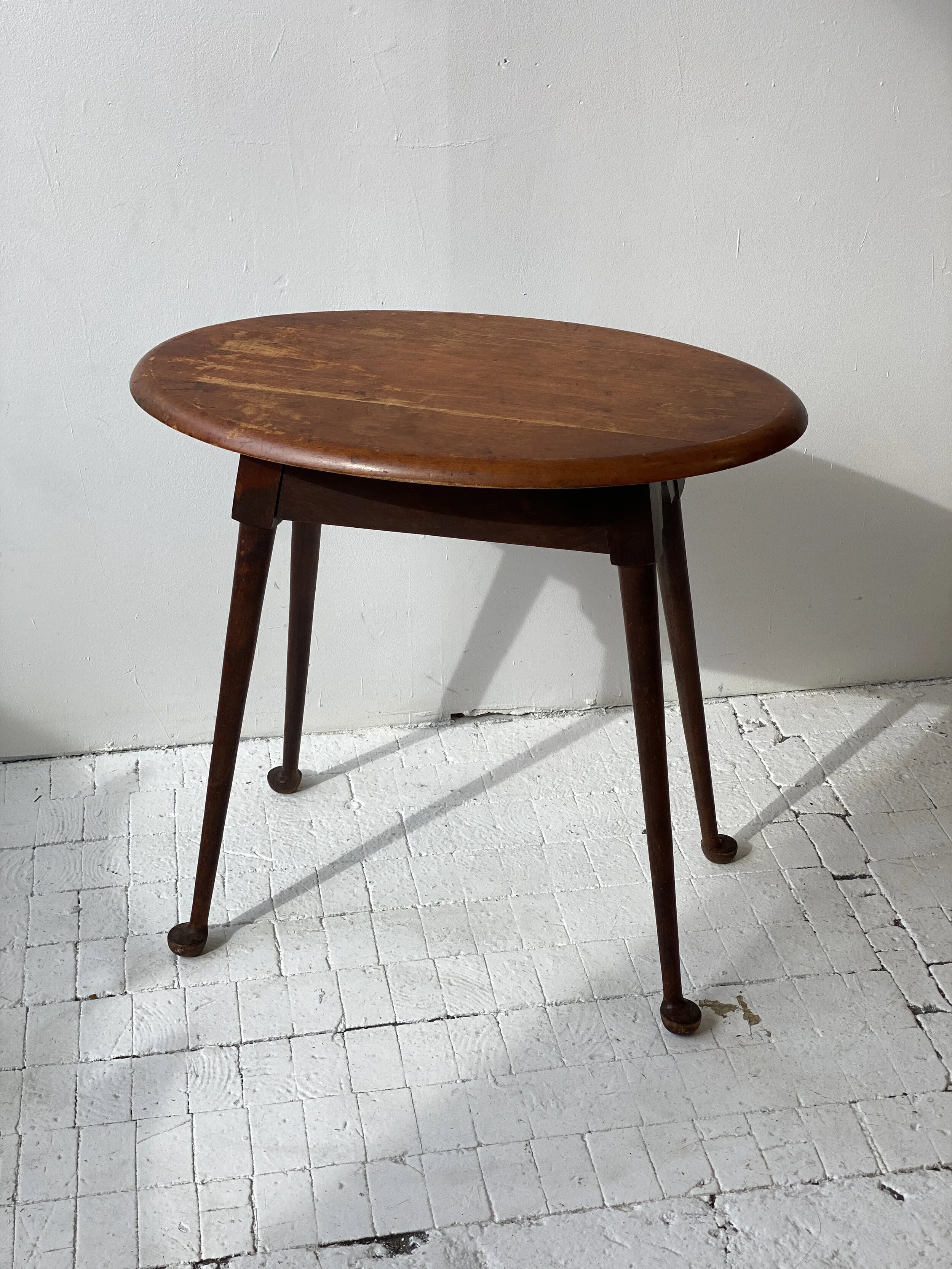 Antique Splayed-Leg Pad Foot Side Table with Oval Top, Circa 1920s