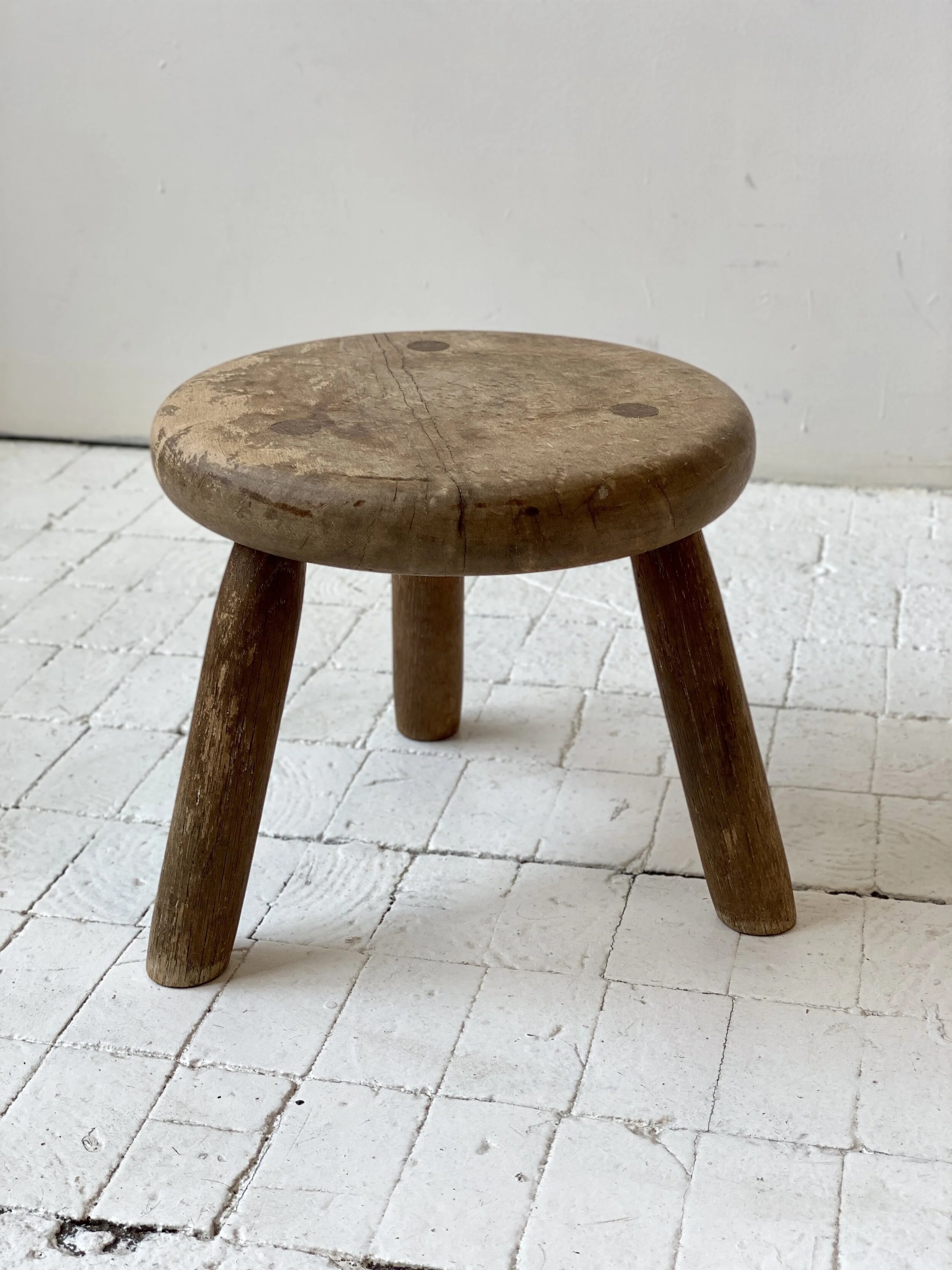Vintage Circular Tripod Maple Stool in the Manner of Charlotte 