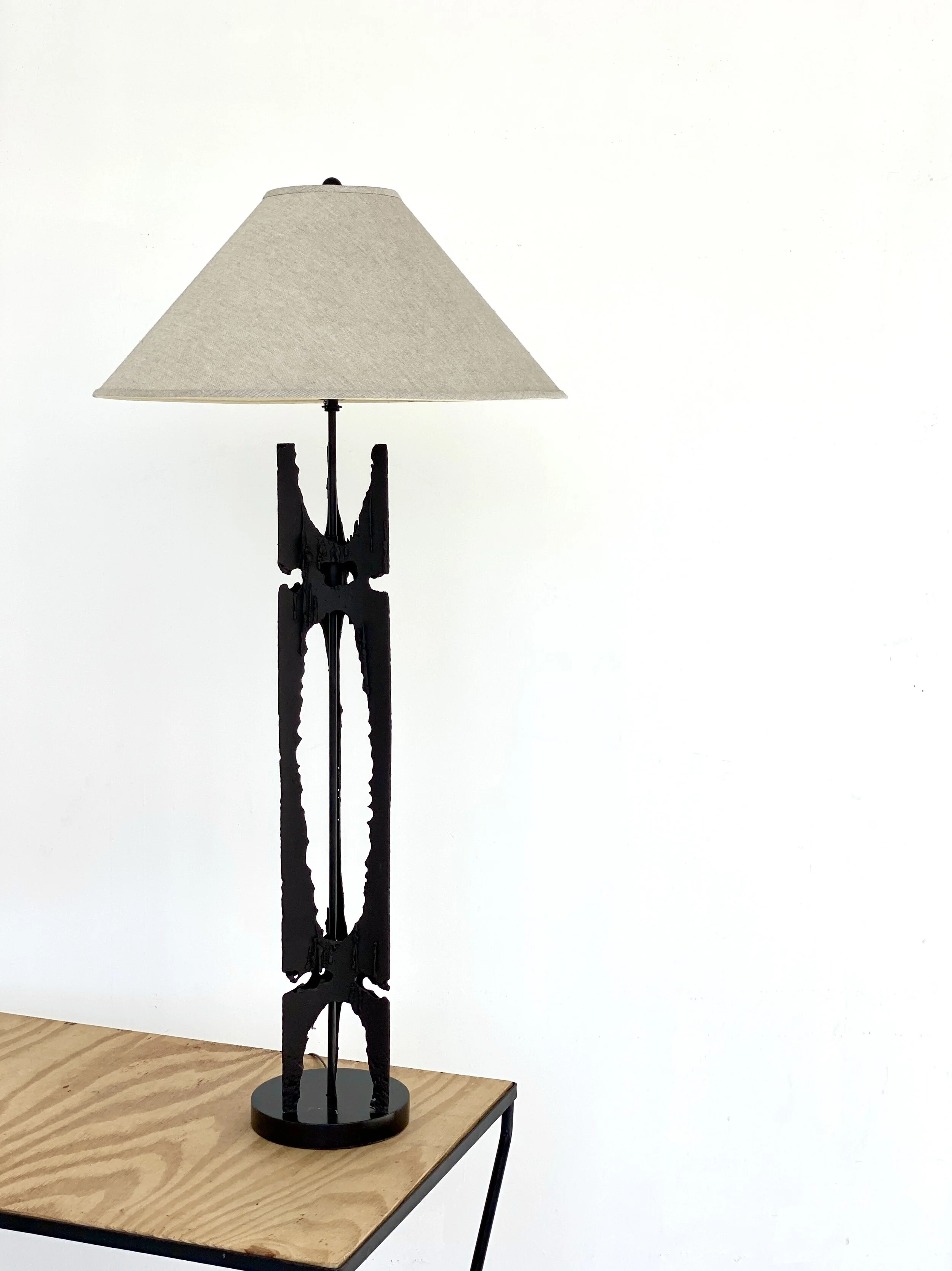 Vintage Brutalist Black Torch Cut Metal Totem Table Lamp, Circa 1970s