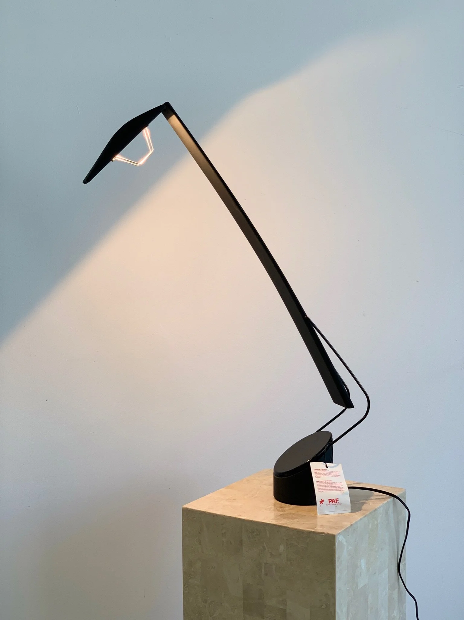 Rare "Dove Reverb" Motion Sensor Desk Lamp by Mario Barbaglia + Marco Colombo for PAF STUDIO, Circa 1980s