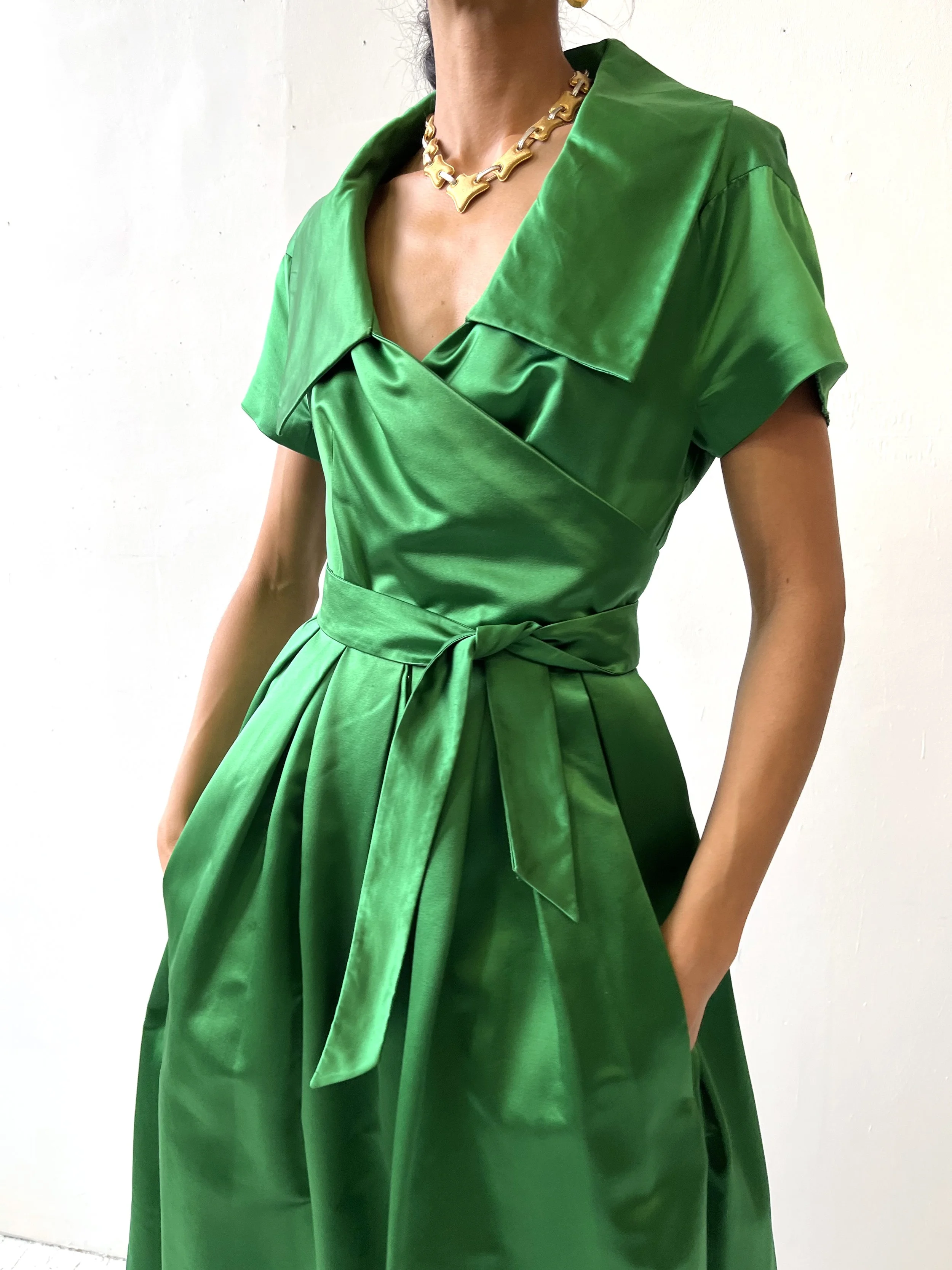 vintage green satin dress Vintage Green Floral Printed Satin Spaghetti Strap Midi Length Party D –  DSProm