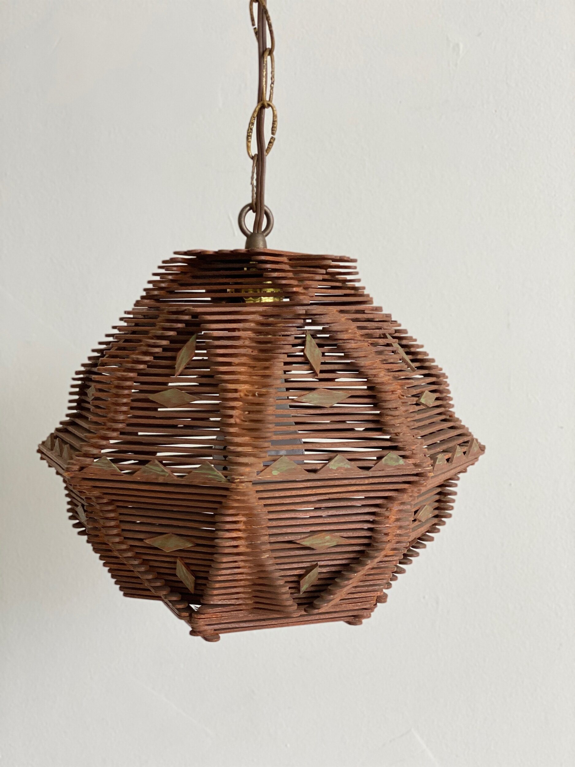 B6707F61-554B-4B73-93A3-B396AC41F2C3