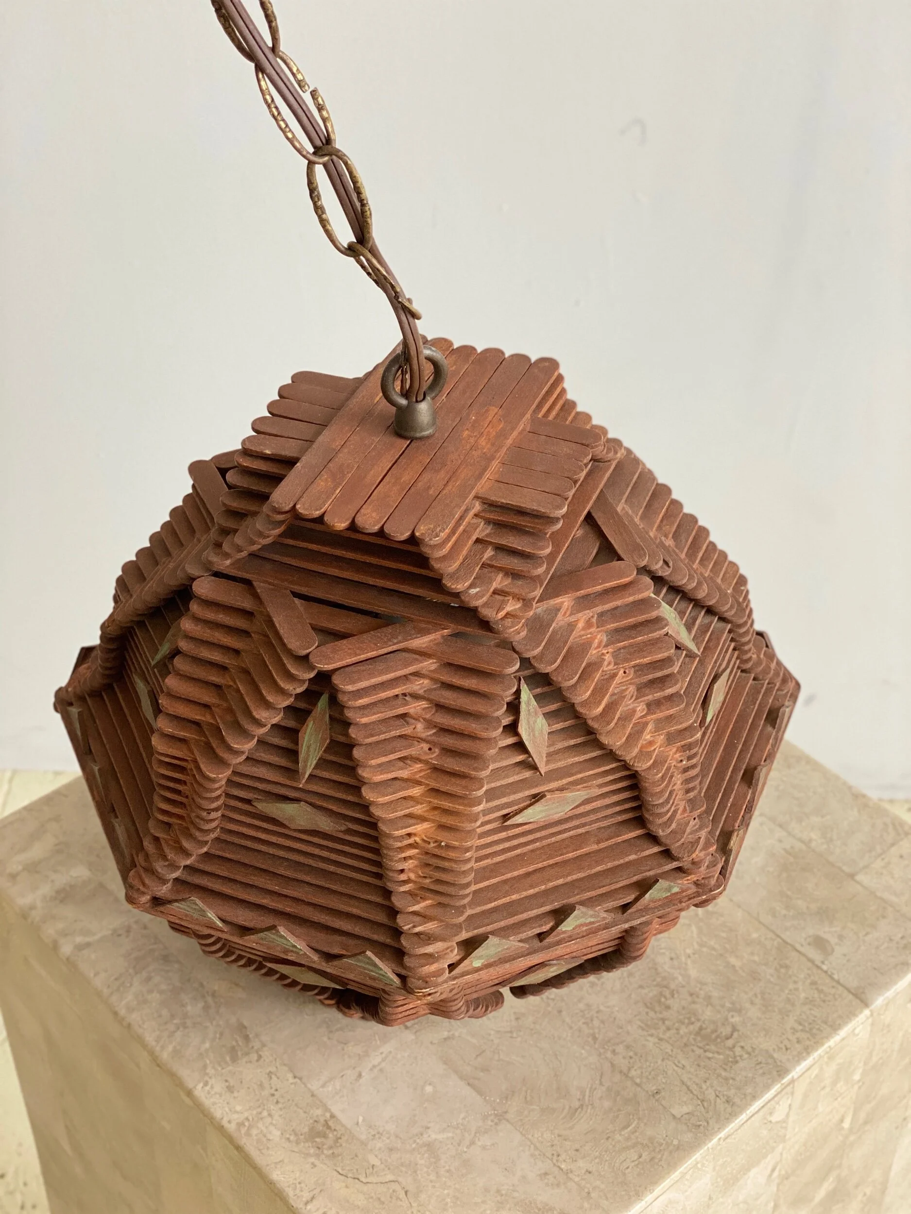 7EC32F5A-81B1-4E70-9031-7F17CA4A9CB3