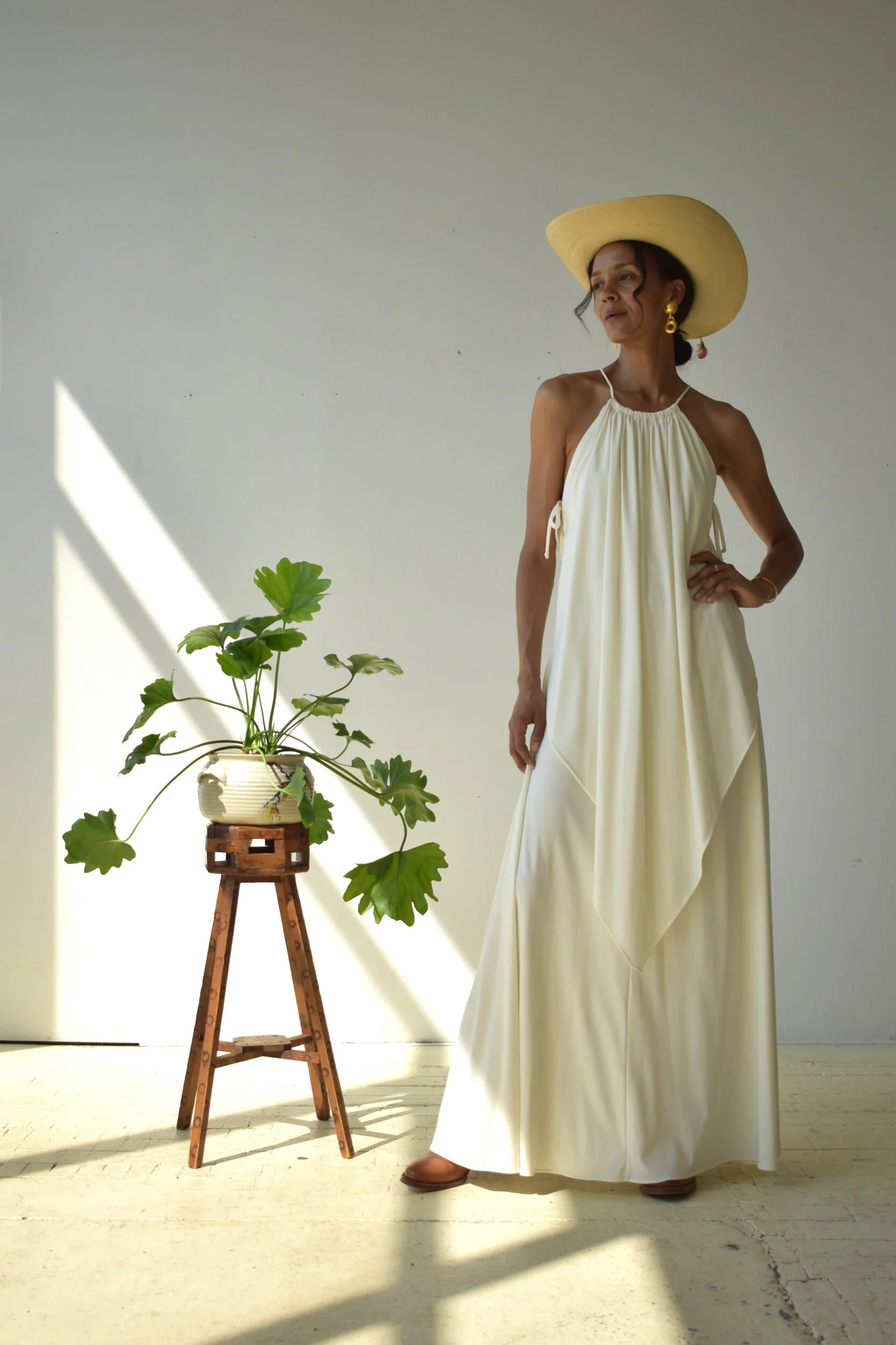 3A1C3281-5F3F-460E-8EDB-6AF050F5D6E4