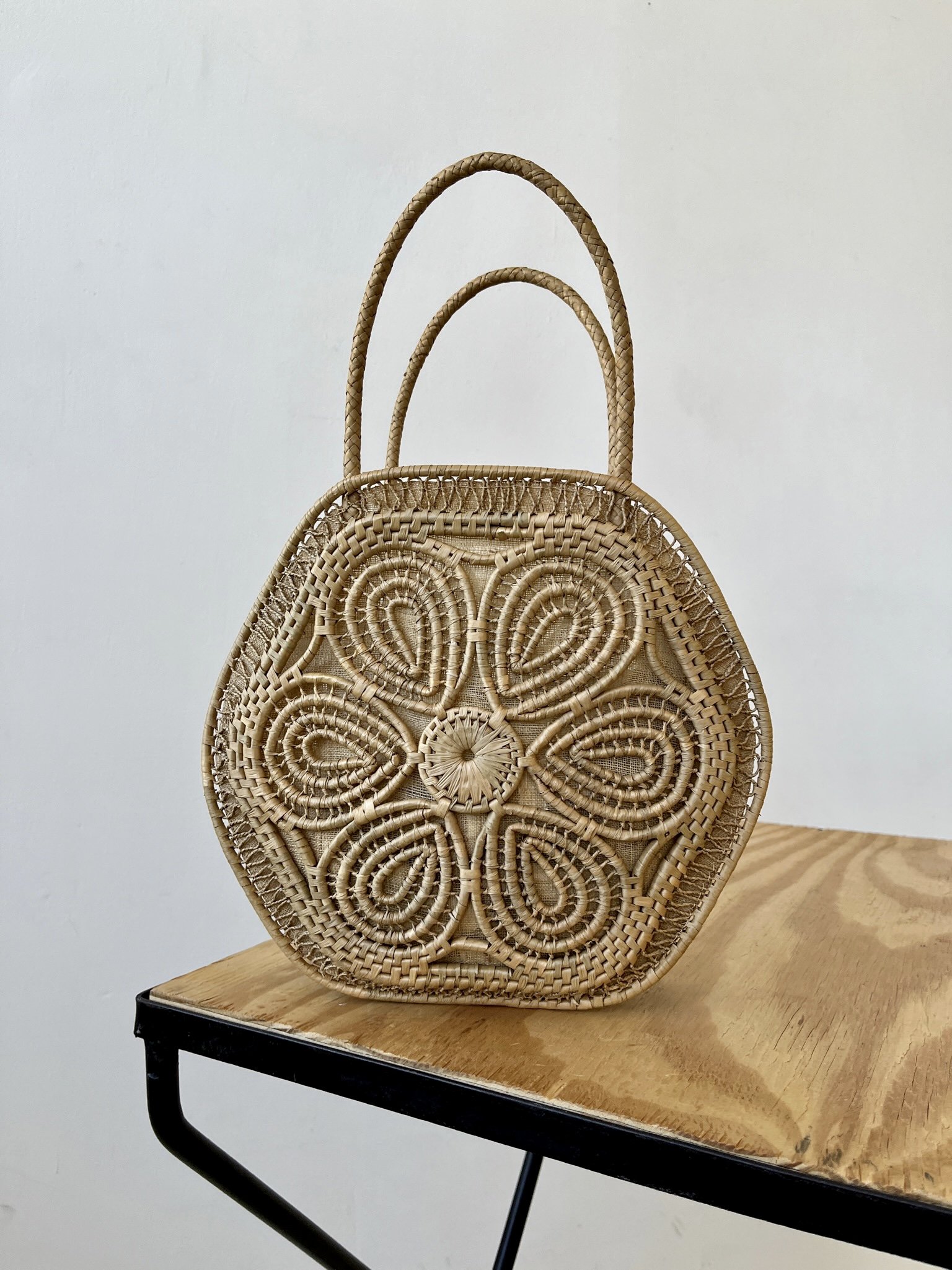 Ivory Straw Bag/Crossbody - RESORT COLLECTION