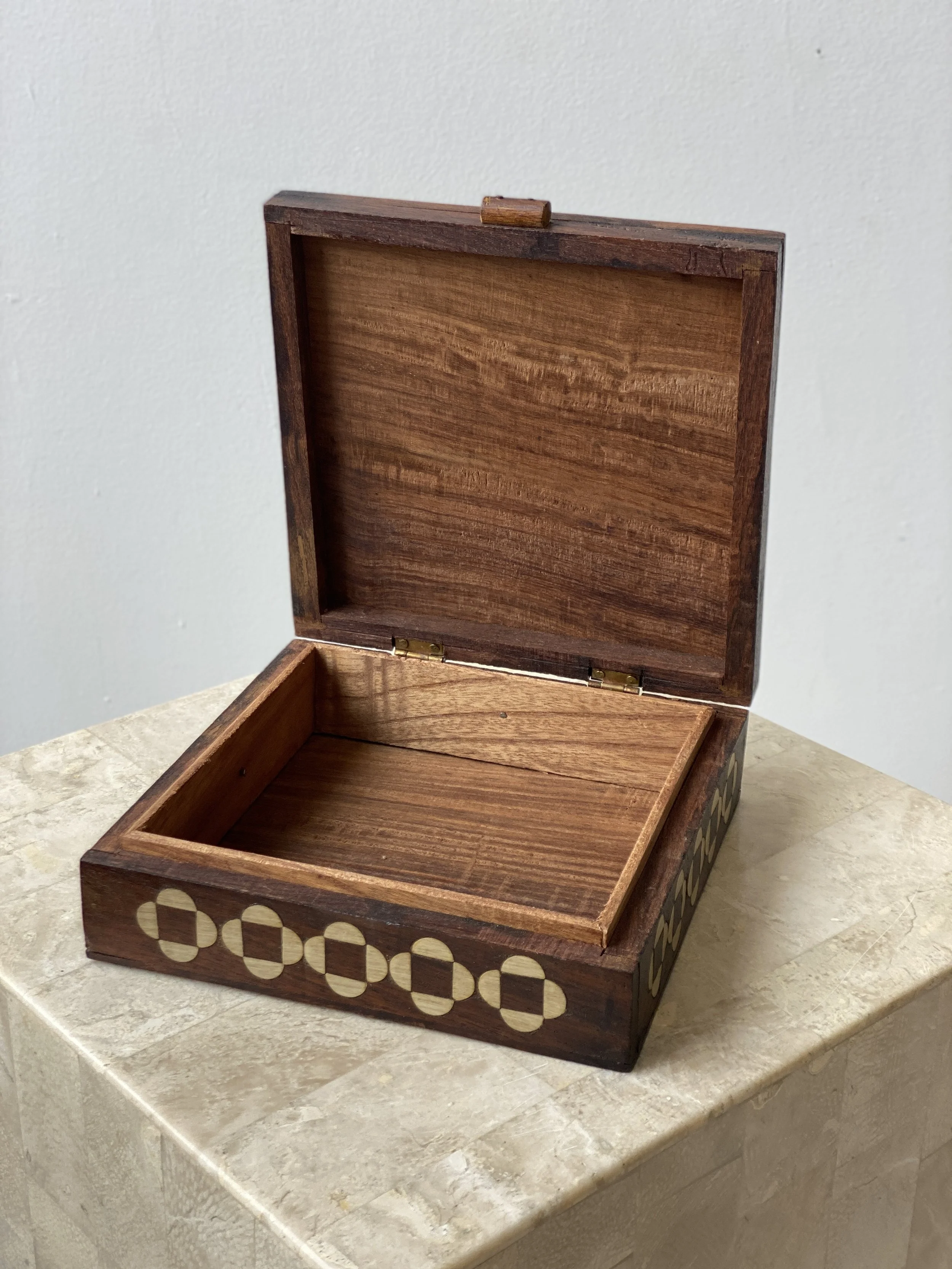 Vintage Multi-Wood Parquetry Lidded Box, Circa 1980s — portmanteau 