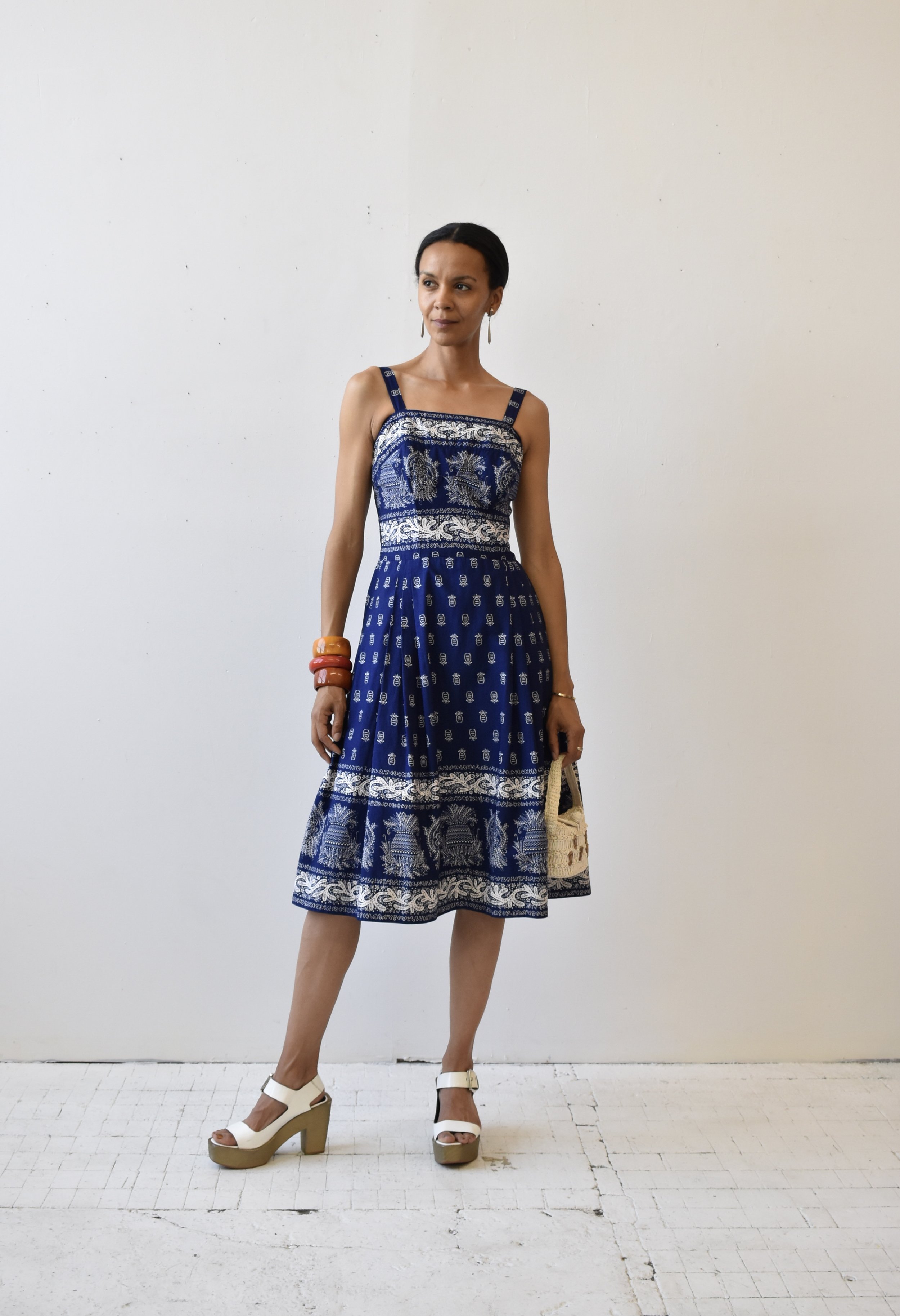 Vintage Hana-Maui Shop Hawaiian Resort Novelty Print Day Dress