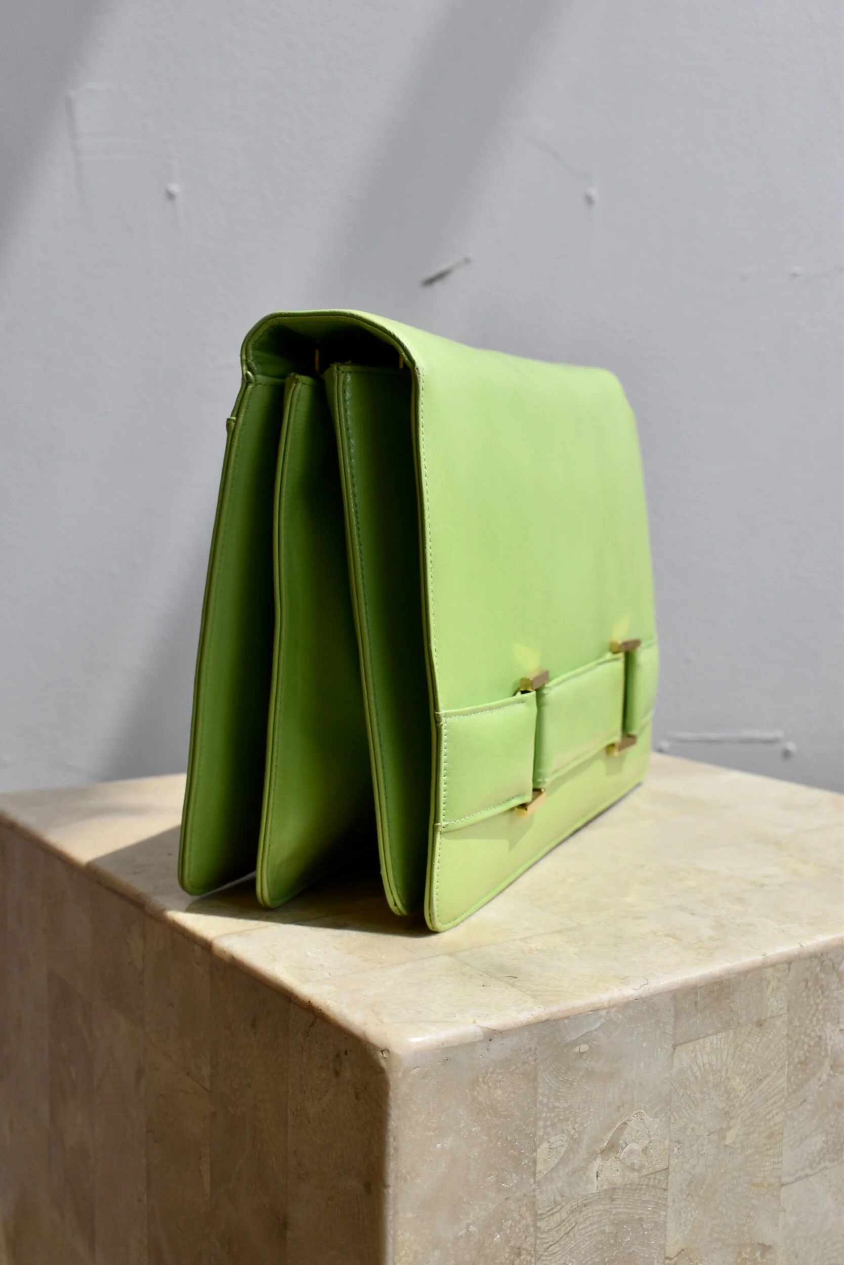 D8DCA8FD-7459-4D45-8D3C-40624EC6F31C