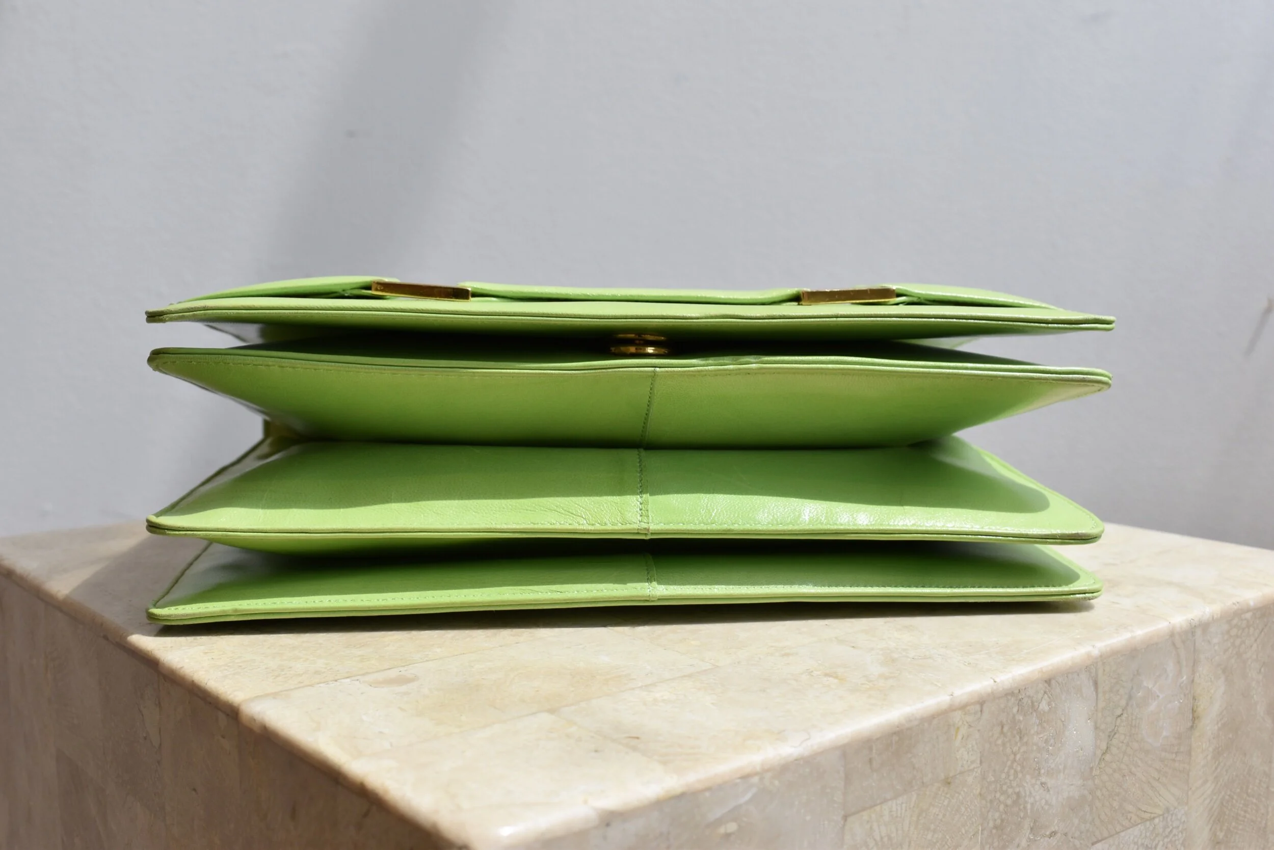 DCBF2905-F13C-4E71-9661-979B2E7899C8