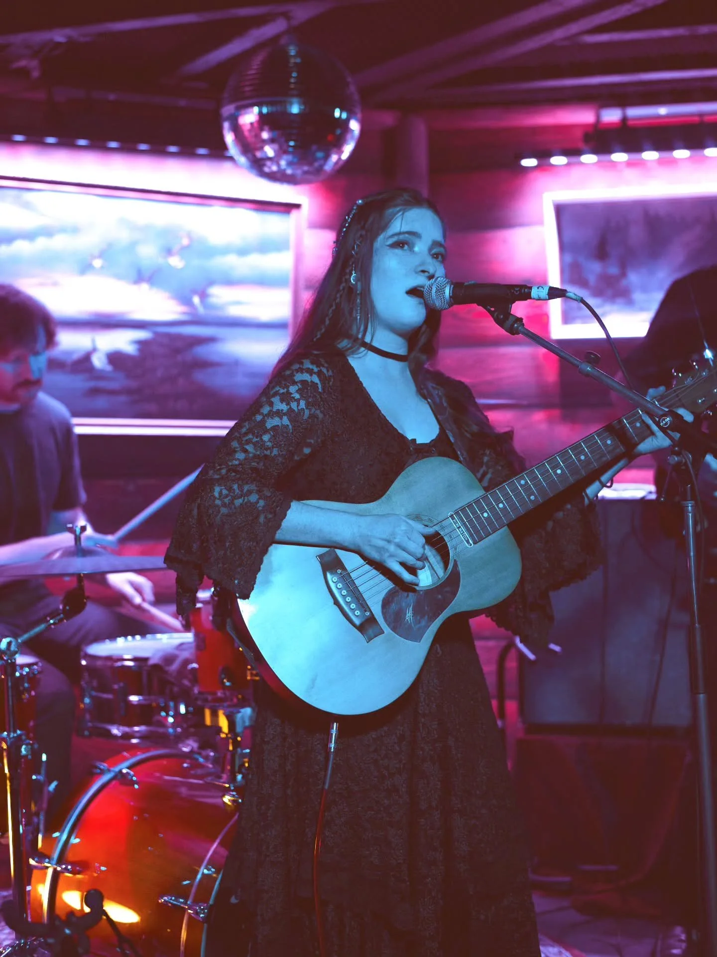 Still dreaming about last weekend @thejunkbar 🥀⚔️🥀

photos by: @amyjuliaaaaa