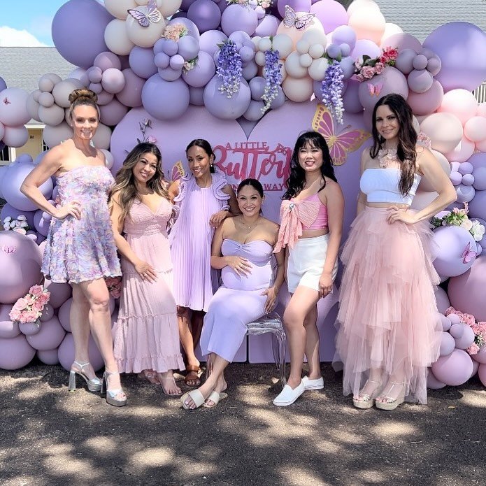 A little 🦋 is on the way 🩷 and we can&rsquo;t wait to meet her 🎀 #girlgang 

Congratulations @haileylilz @makadatfaka.86 

Tune in this season as we get behind the scenes with #baloonartist Jovy of @balloonsanddecorbyjovy 🎈