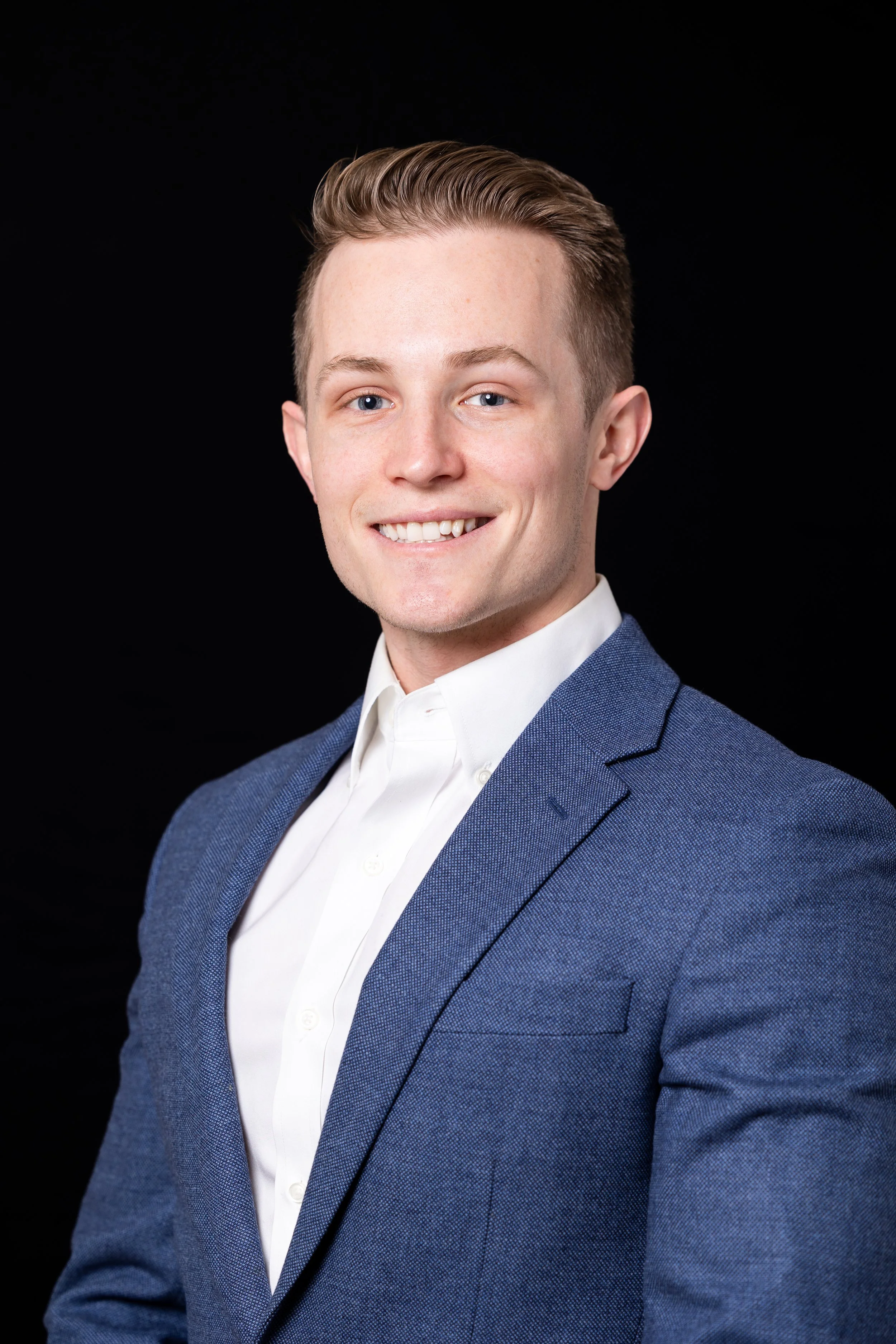 Kyle James-16012.jpg