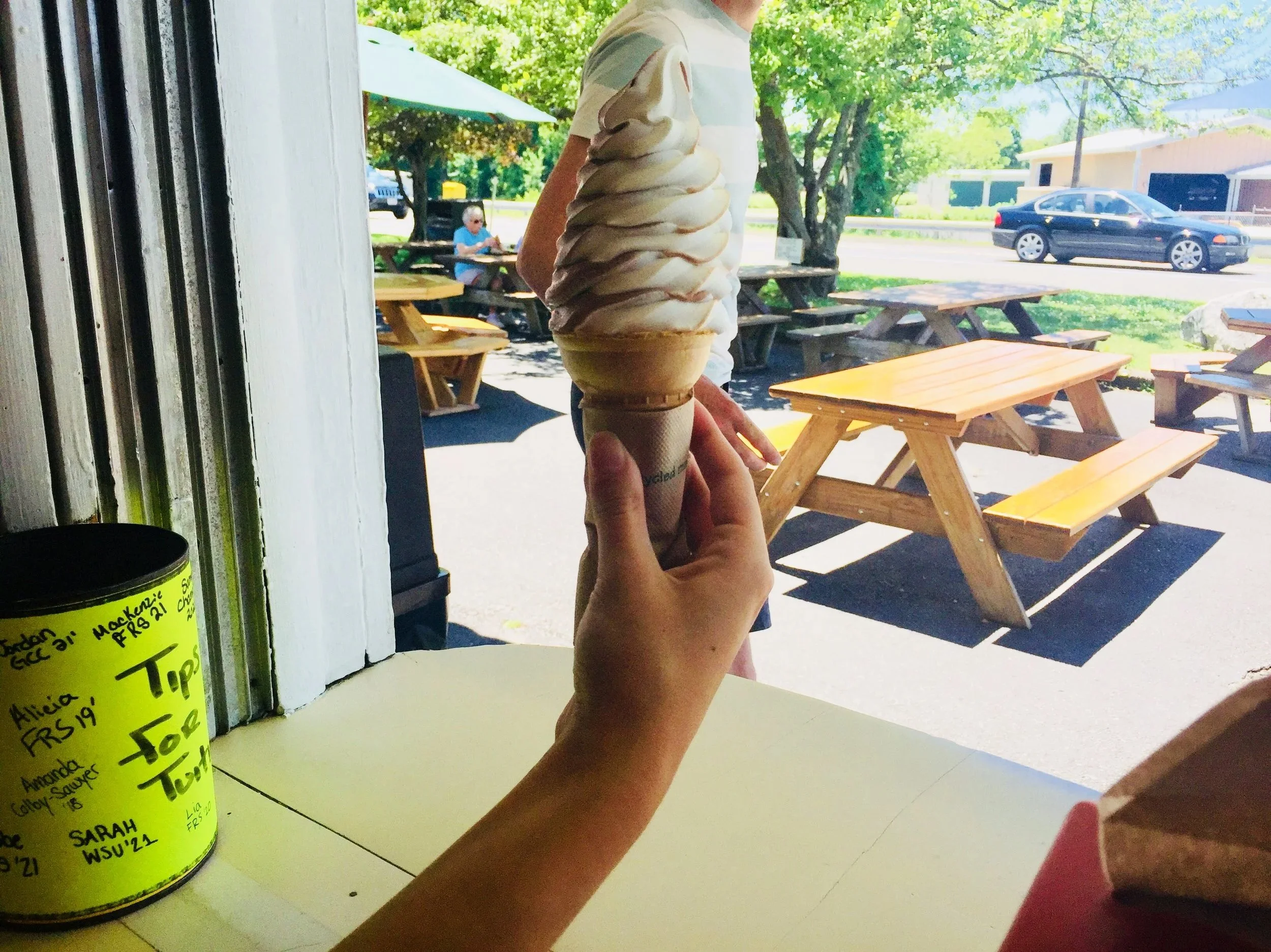 Ice Cream & Sundaes