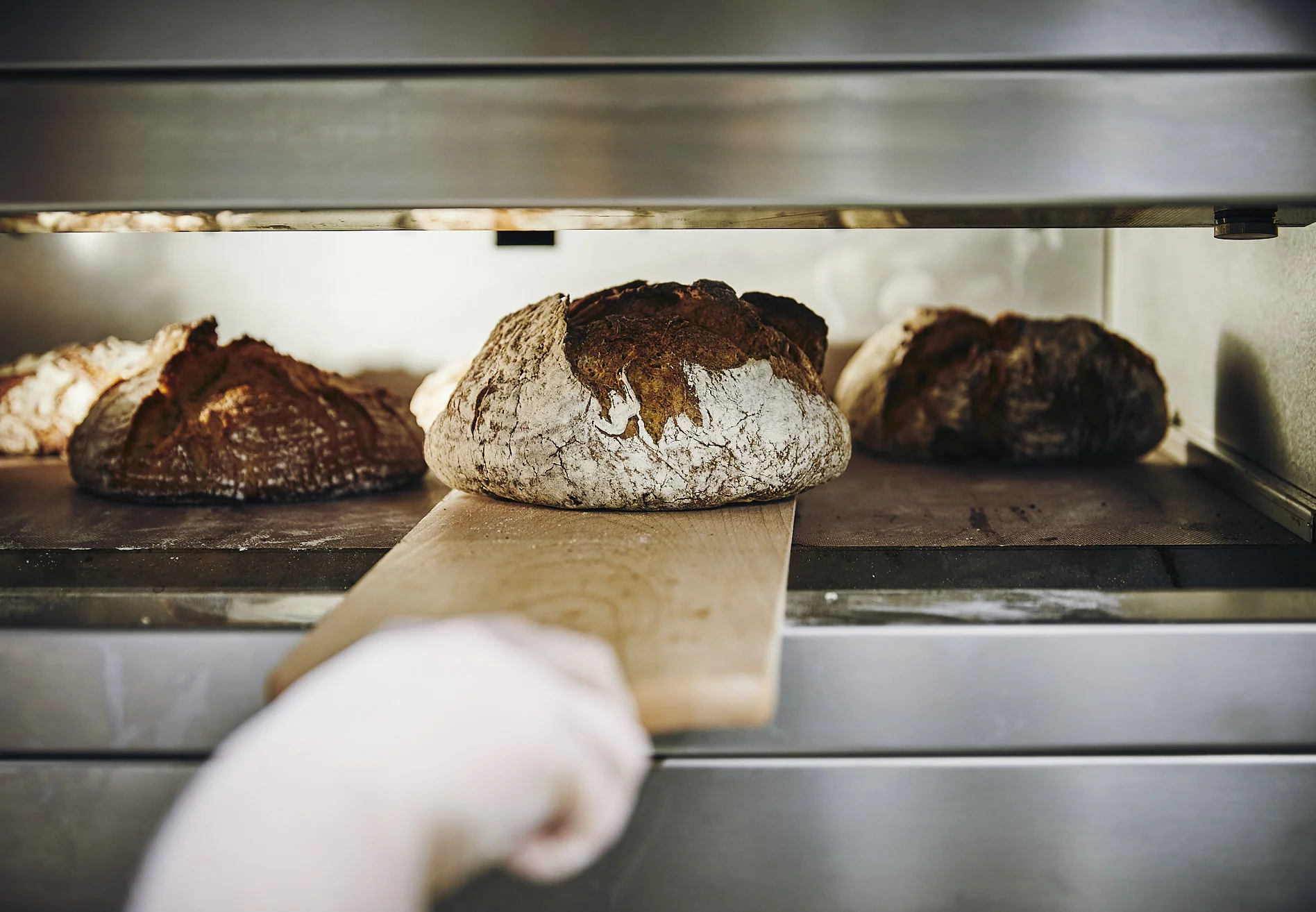 Martin_in_der_Bäckerei_72_Dpi 1.jpg