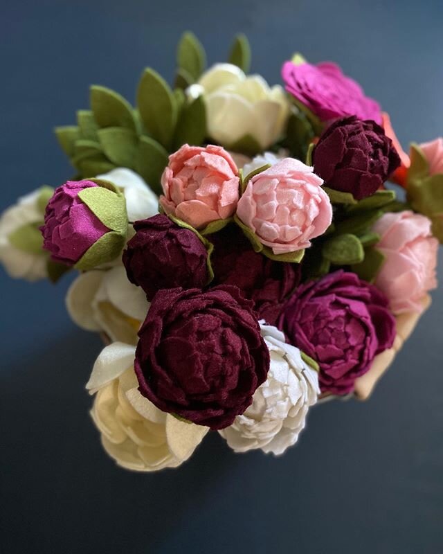 The last of the Valentine&rsquo;s Day blooms are headed to @dimehandmade tomorrow! Couldn&rsquo;t resist some nice natural light and snapping a few photos before I package them up! 💕