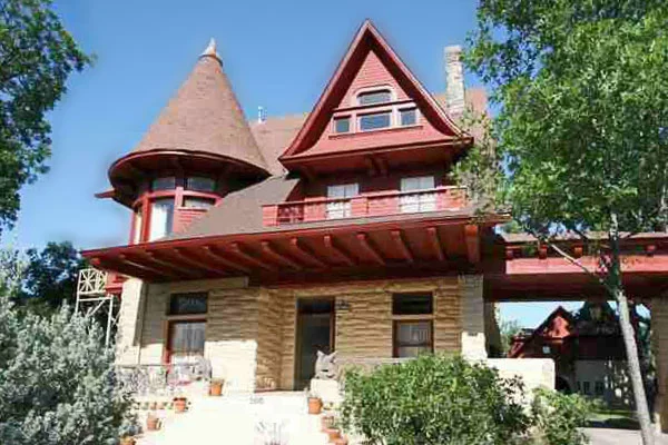 505 Belknap Place