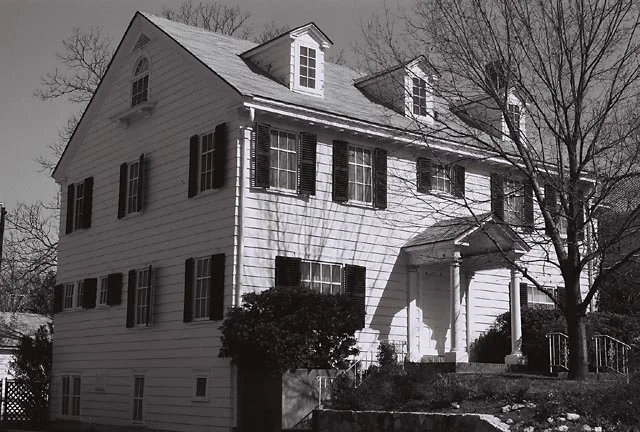 309 West Agarita